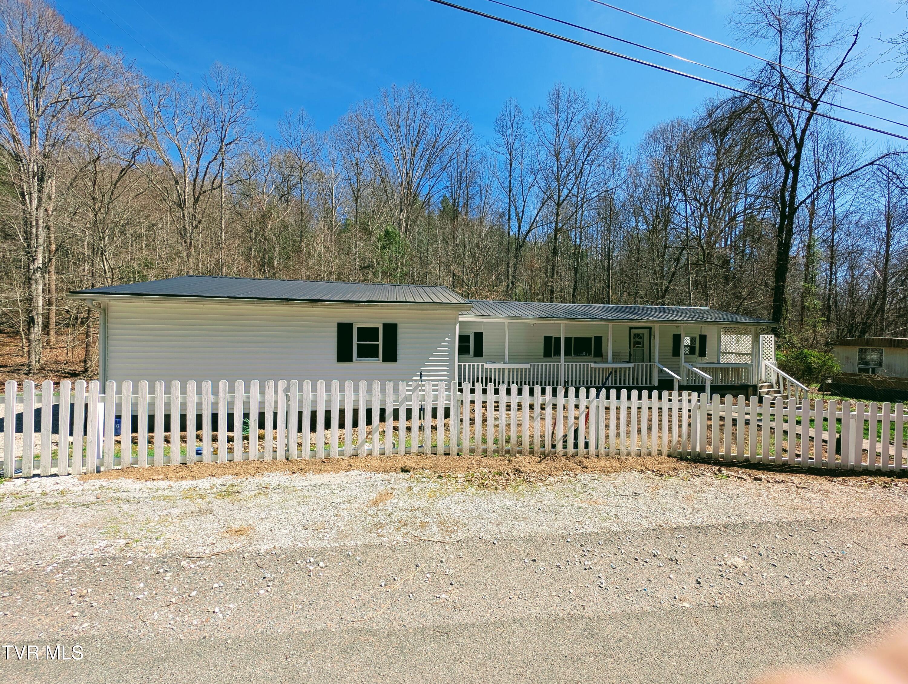 11510 Dogwood Lane — photo