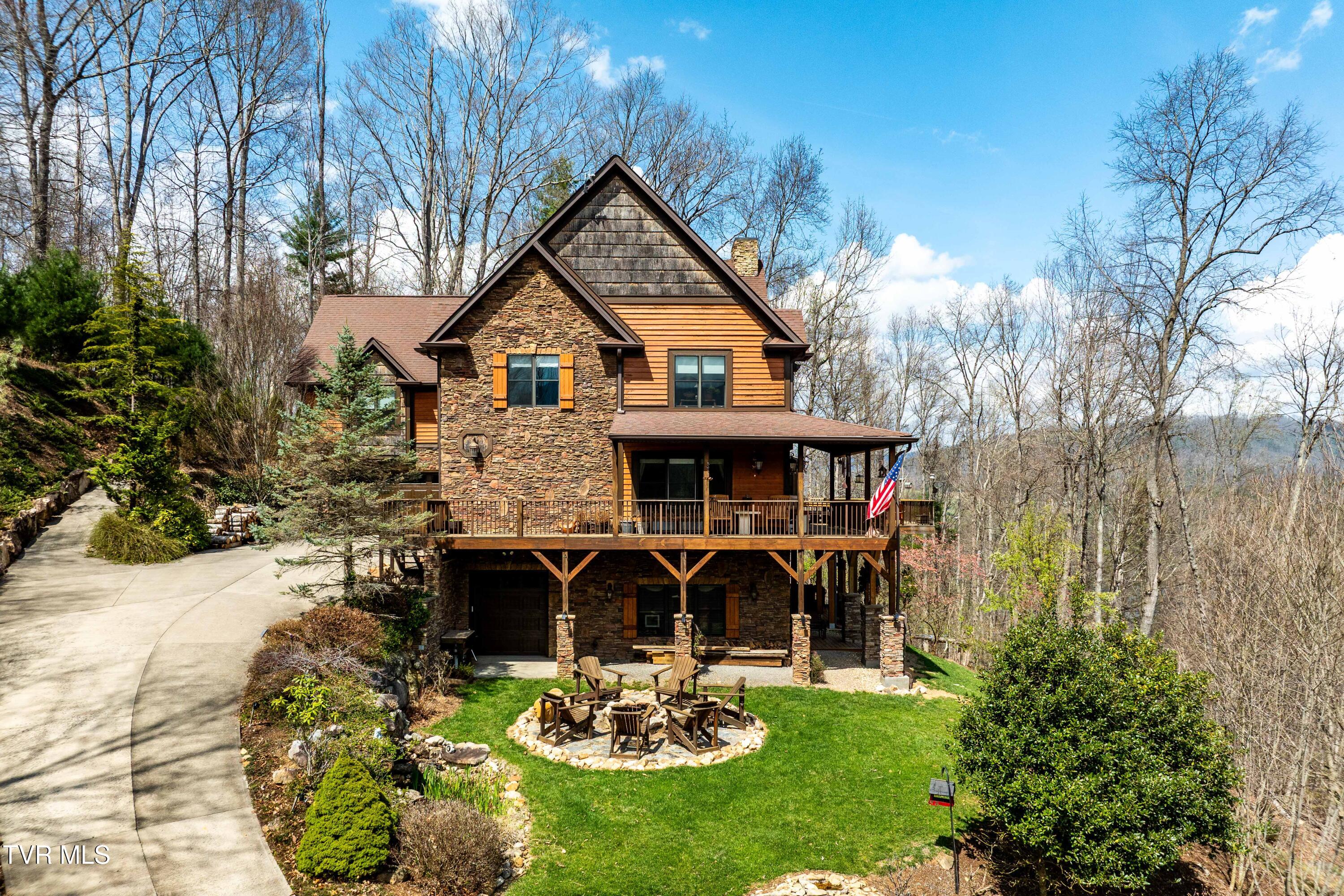 710 Gordon Ridge Road — photo