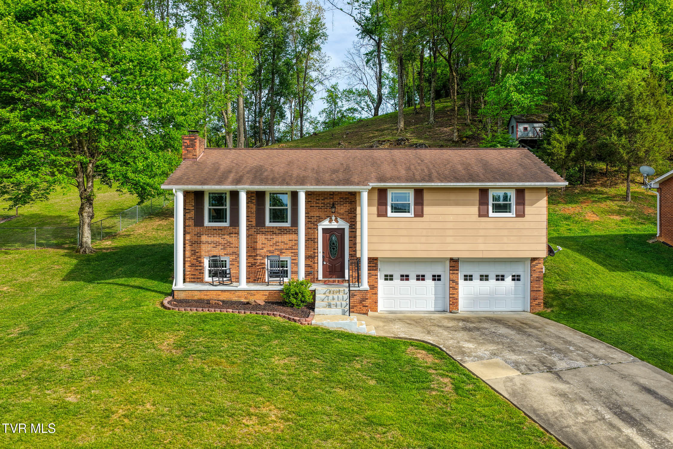 820 South Sherbrooke Circle — photo