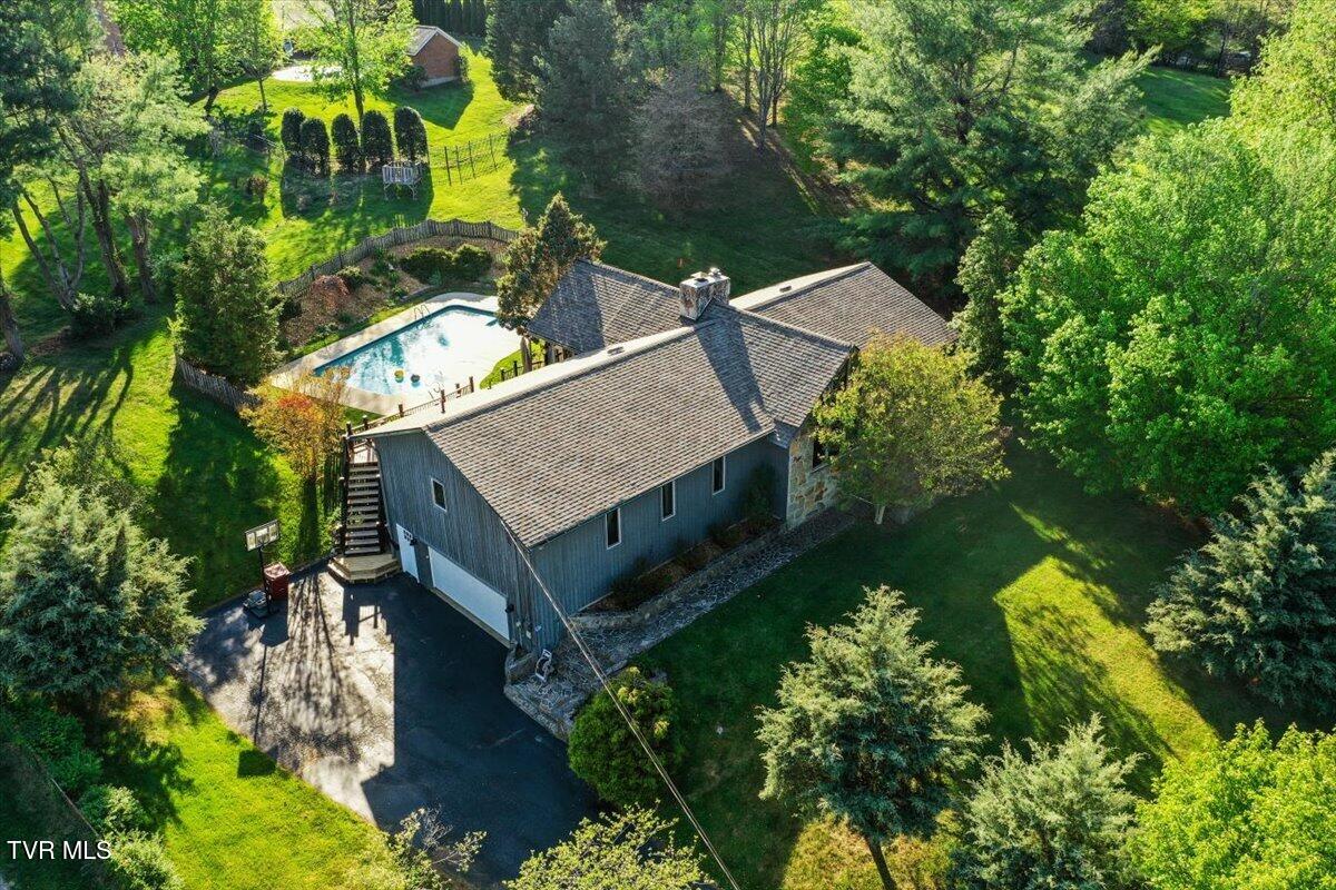 1305 Knob Creek Road — photo
