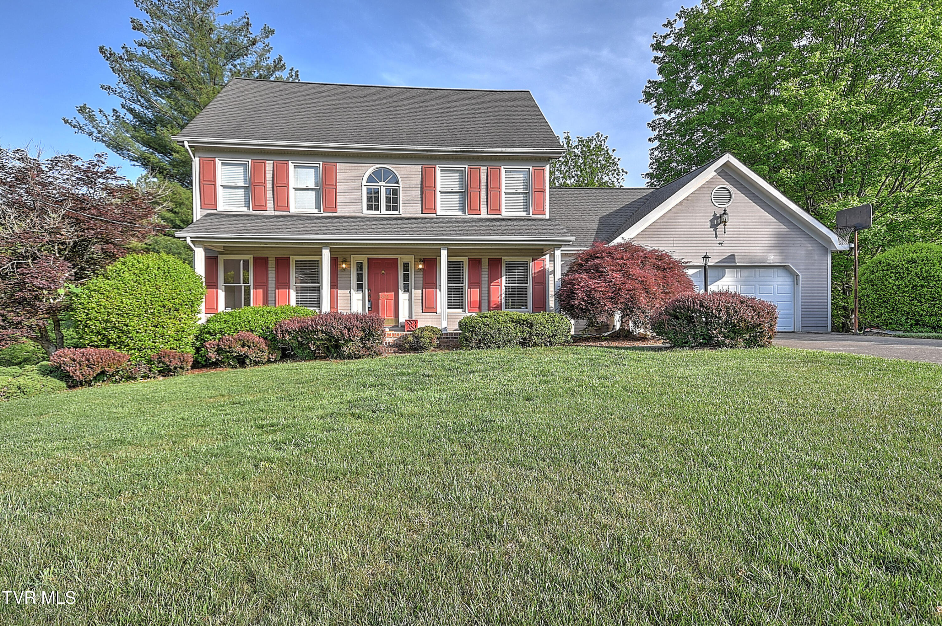 332 Chesterfield Drive — photo