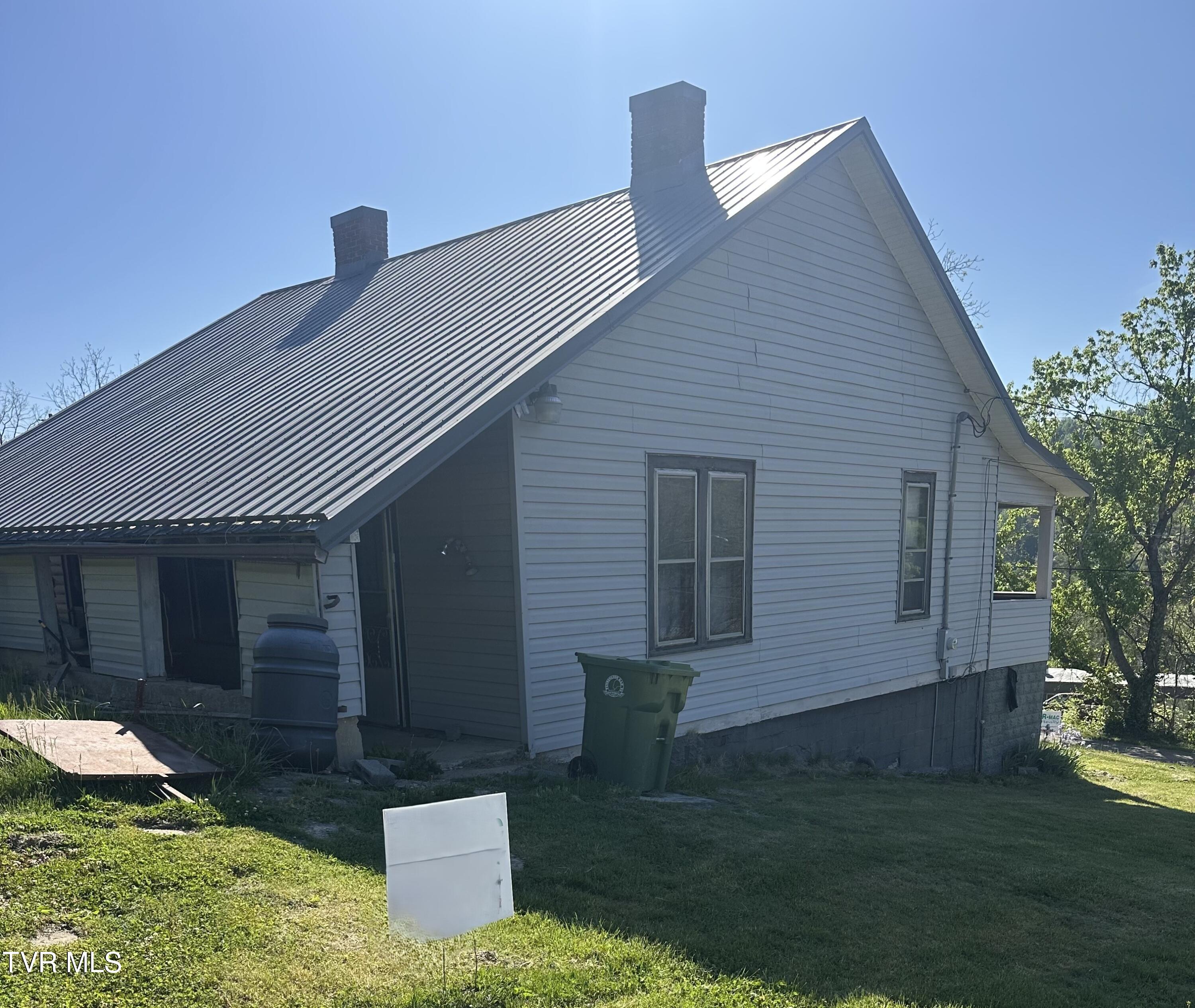 210 North Ford Street — photo