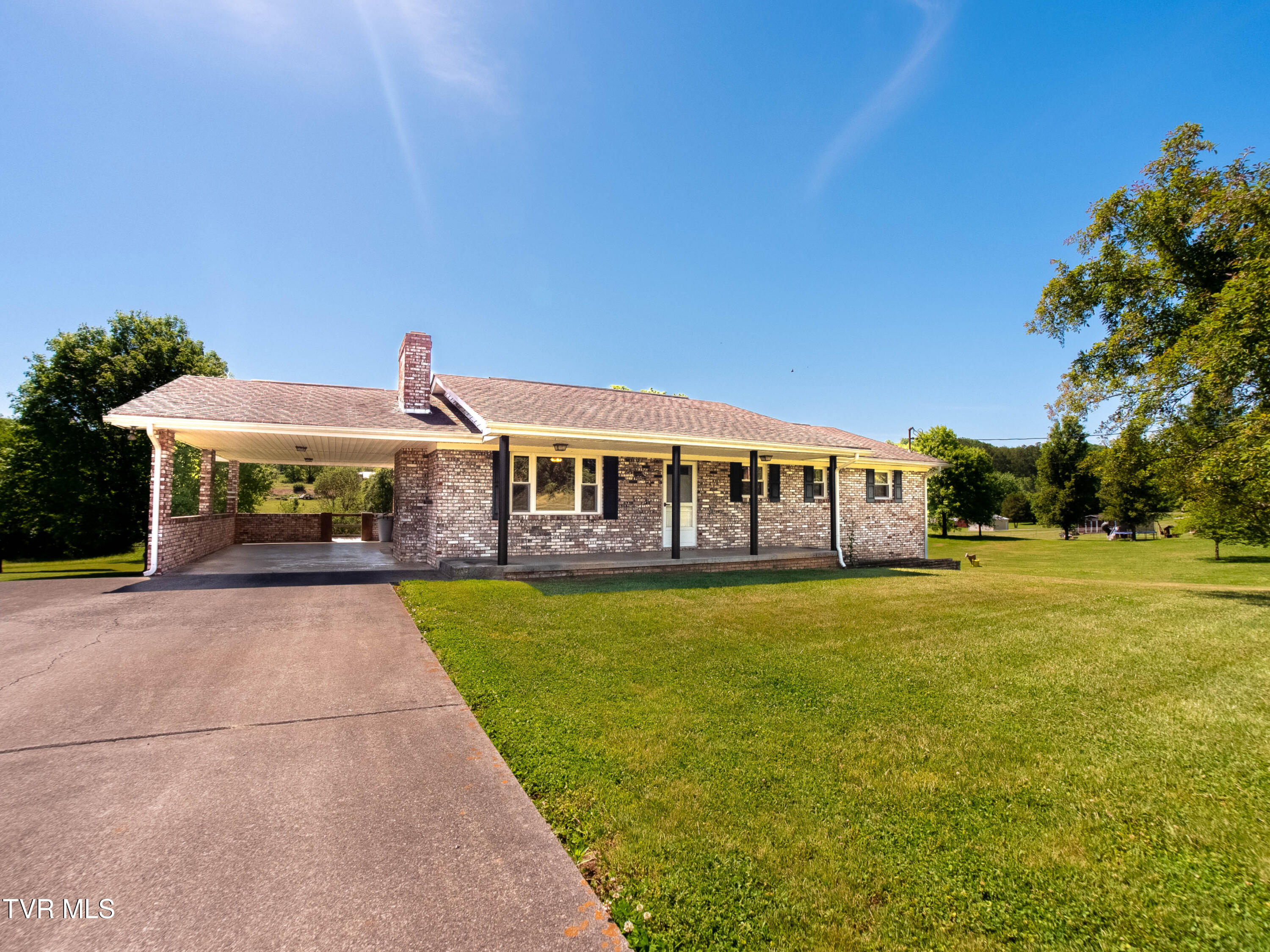 156 Pyne Hills Drive — photo