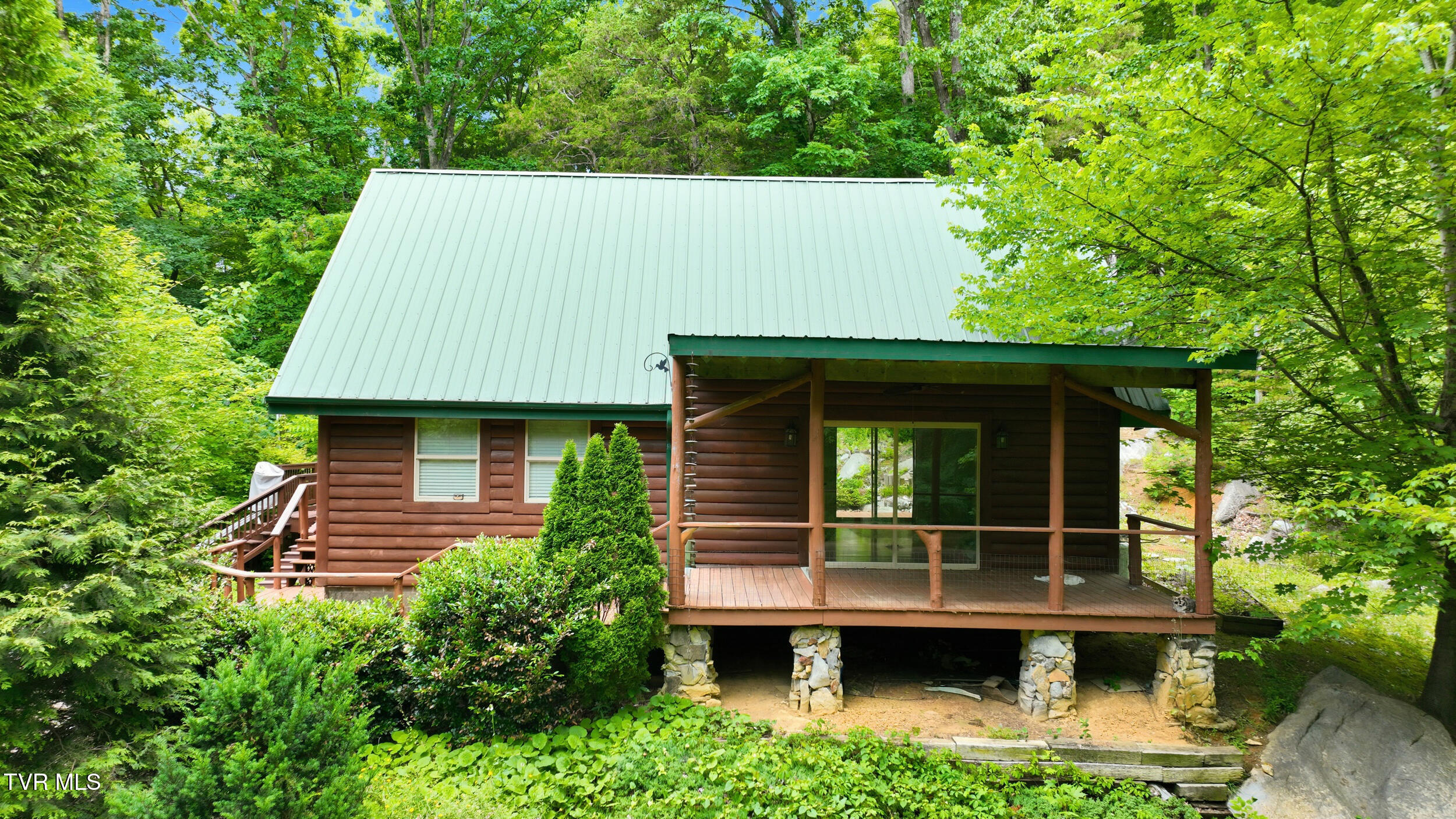 186 Raspberry Ridge Road, Johnson City, TN 37601
