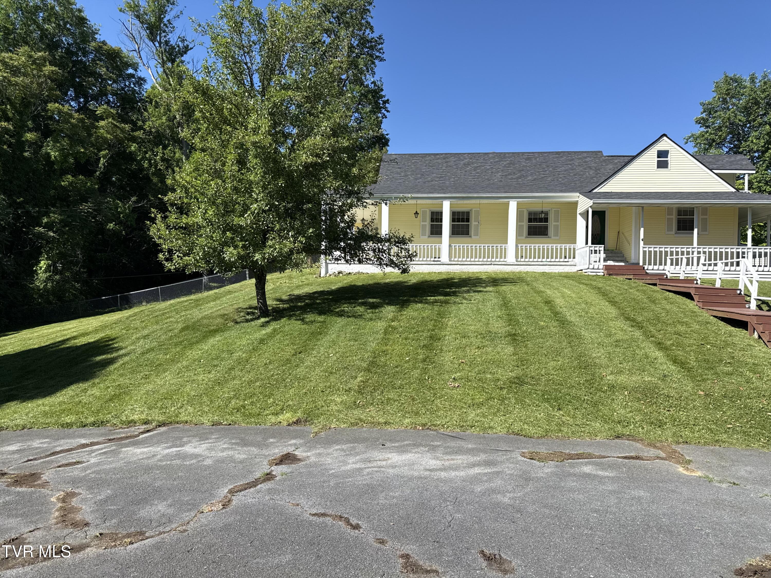 1104 Lebanon Road — photo