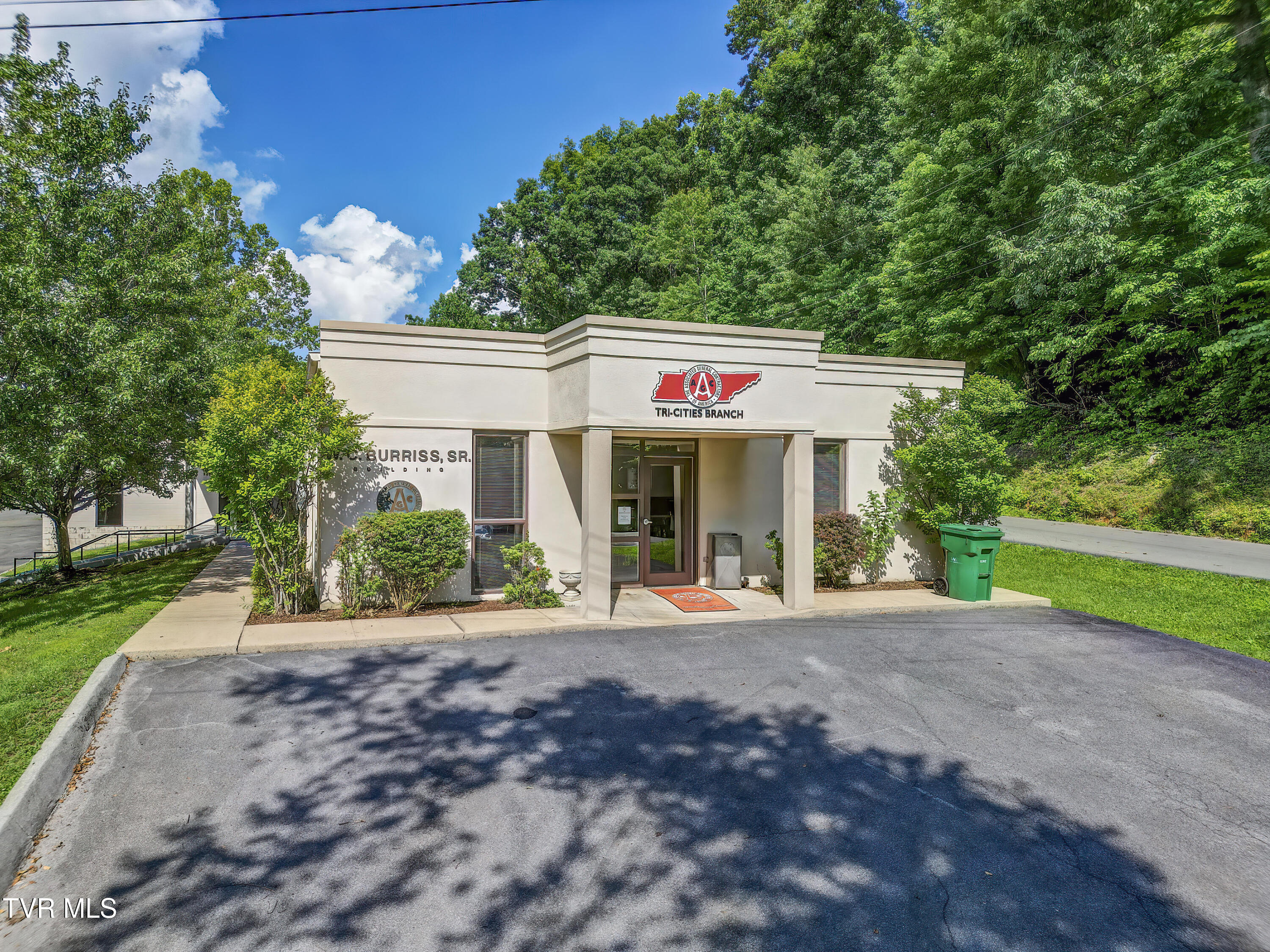 249 Neal Drive — photo