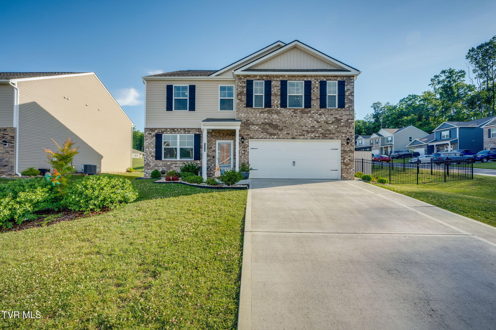 2330 Evarts Hill Drive — photo