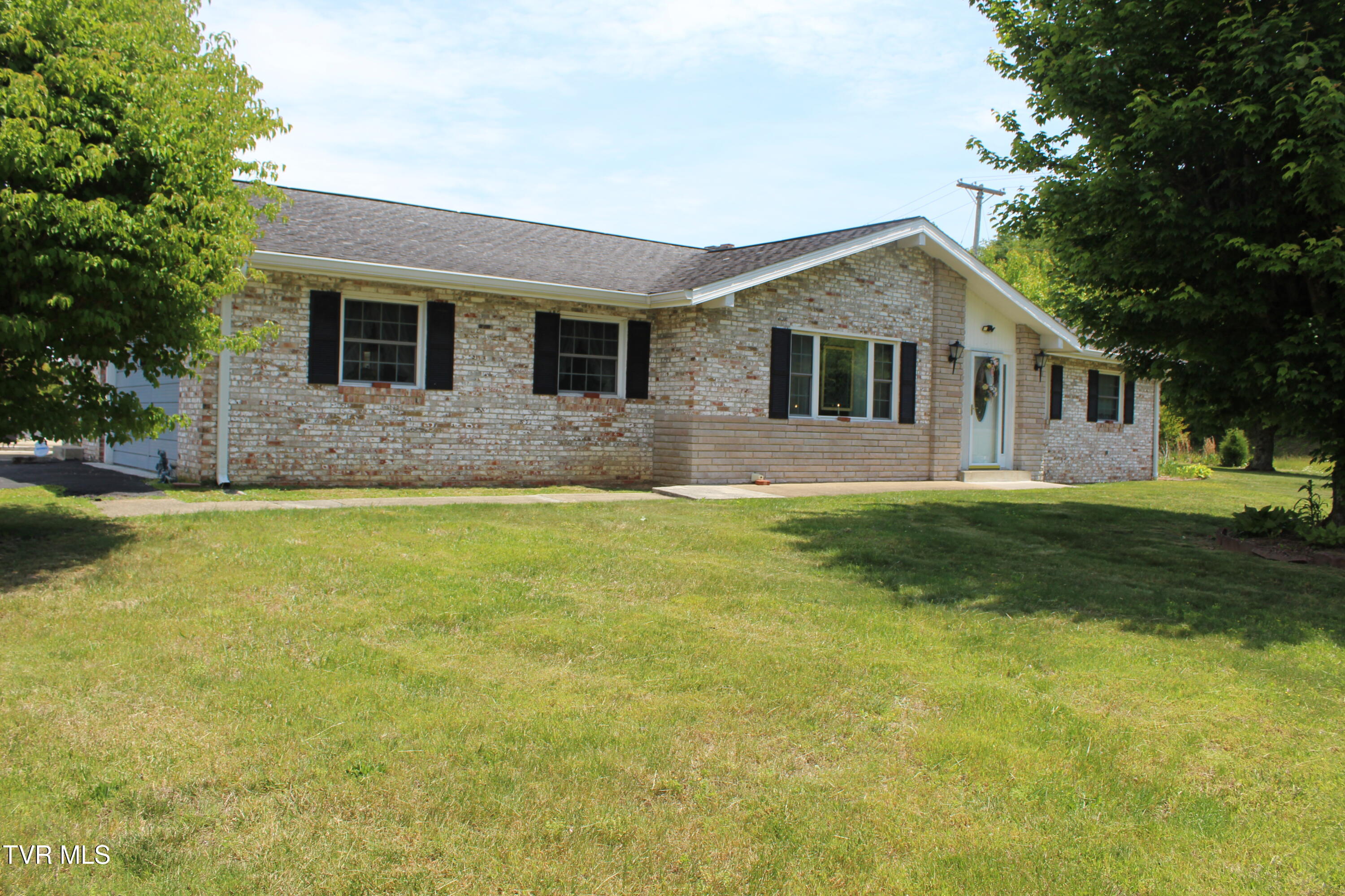 363 Sugar Run Road — photo