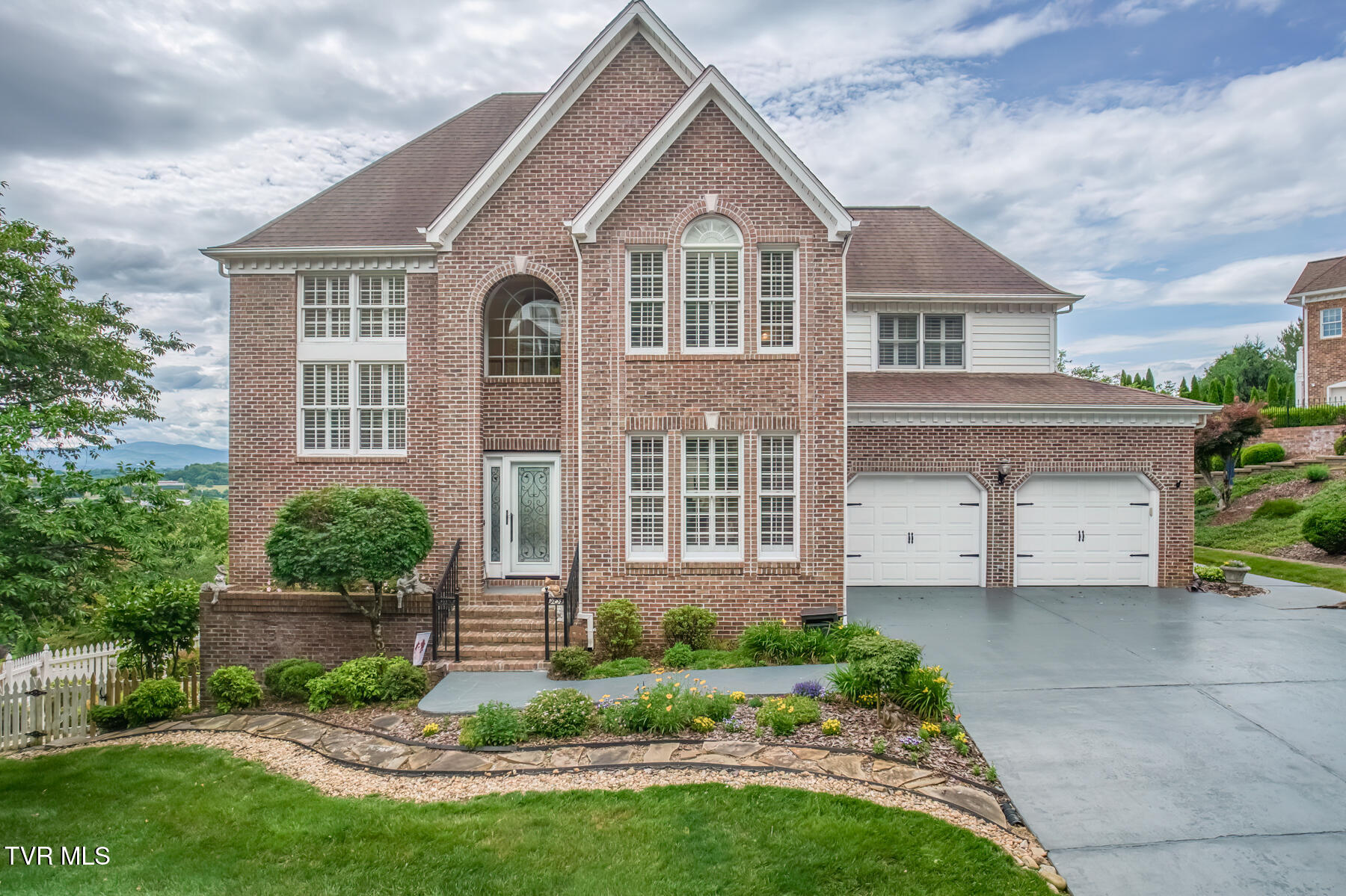 3401 Stoneridge Drive — photo