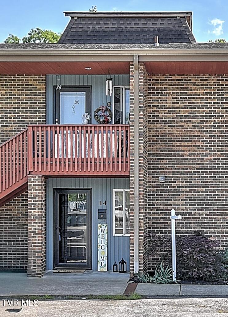 361 Belmont Drive 14 — photo