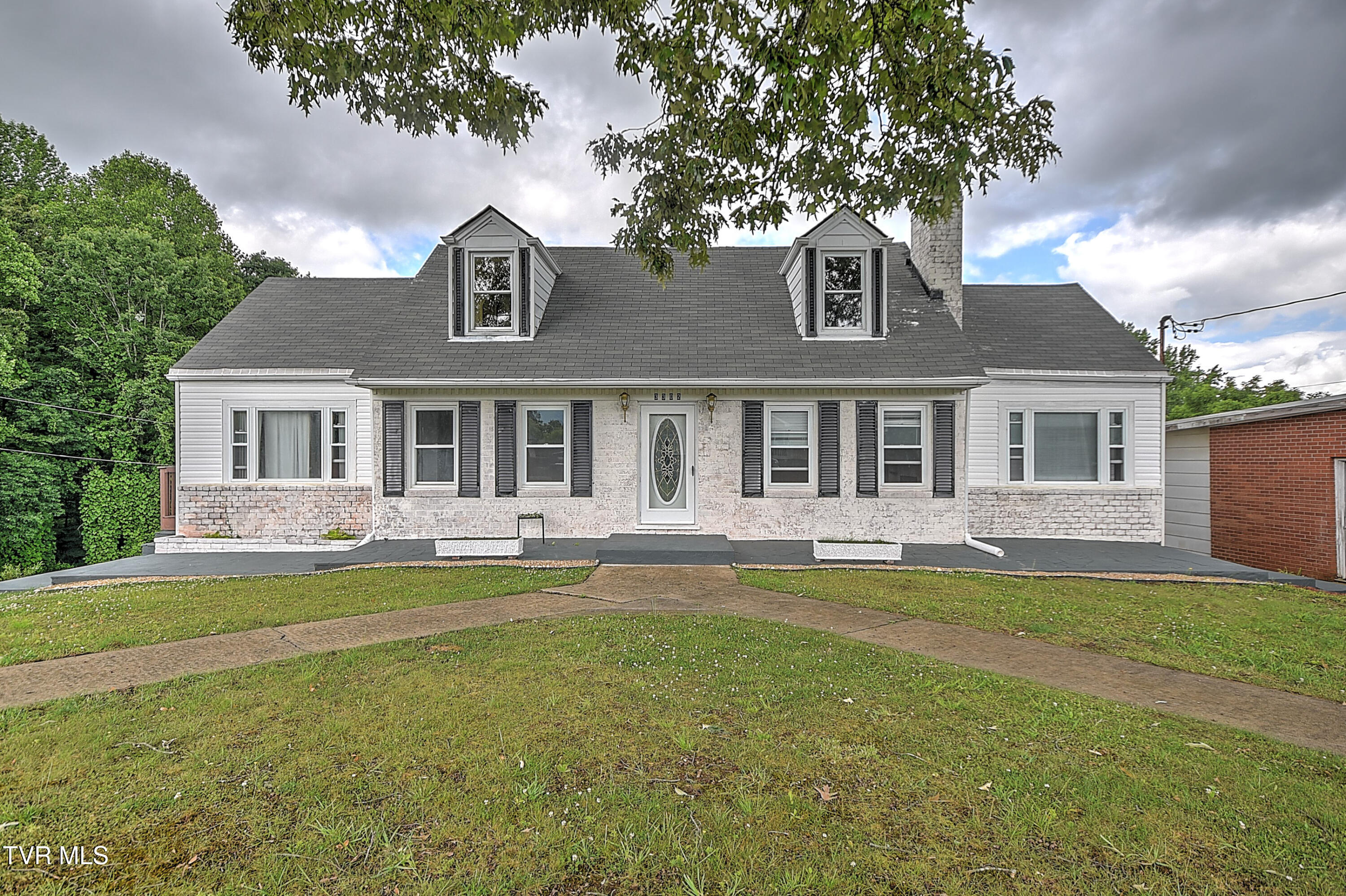 3302 Mayfield Drive — photo
