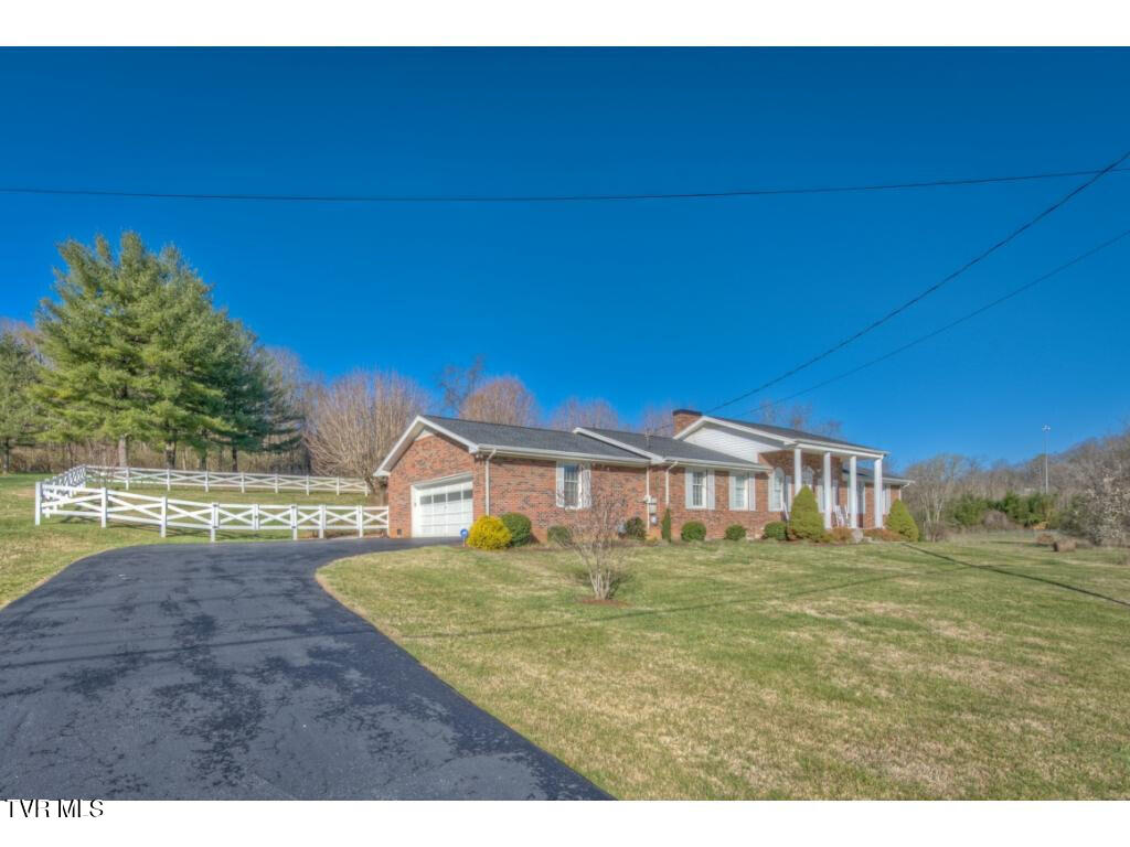 328 Lawndale Drive — photo