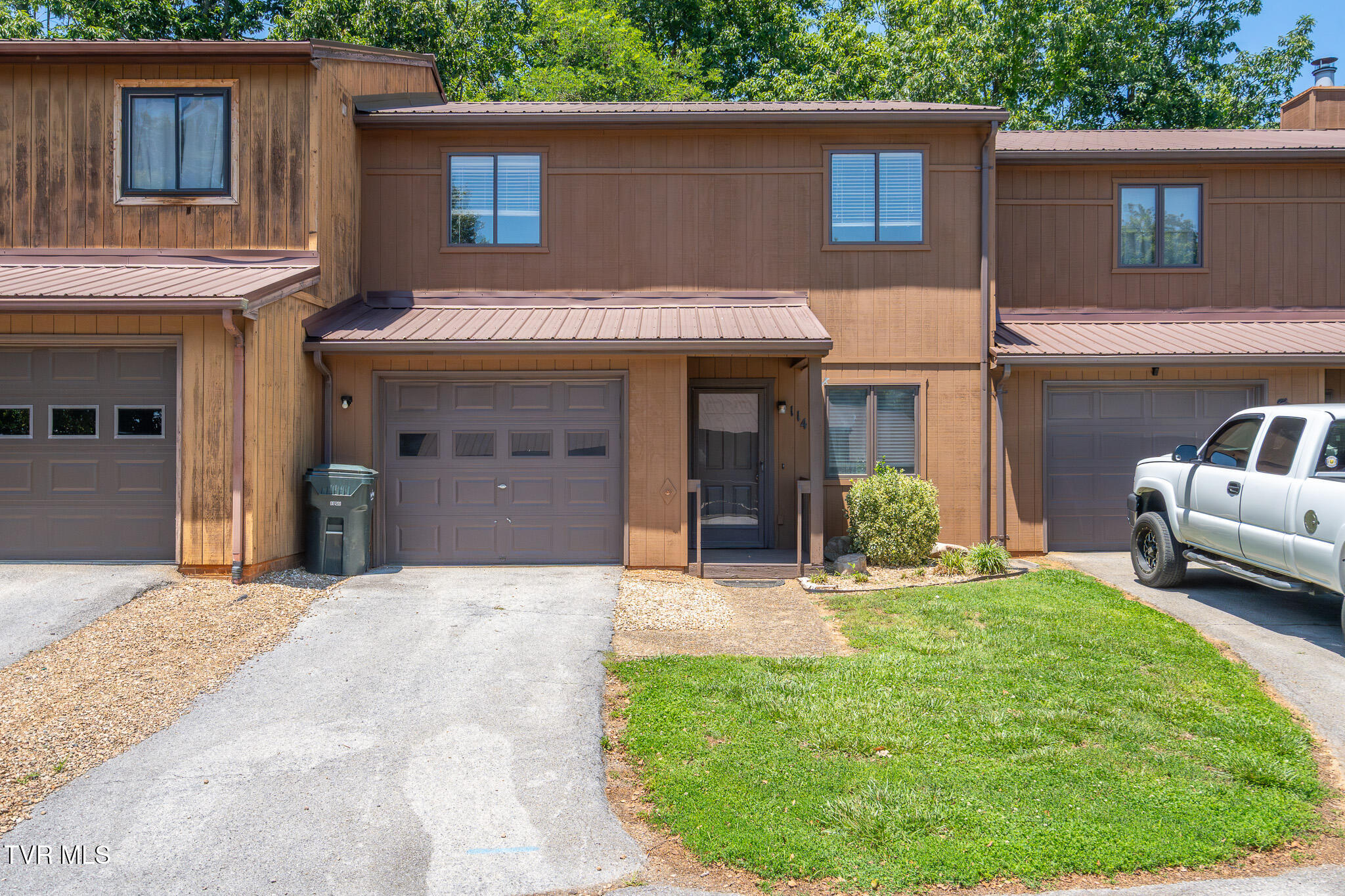 1141 East Timbers 1141 — photo