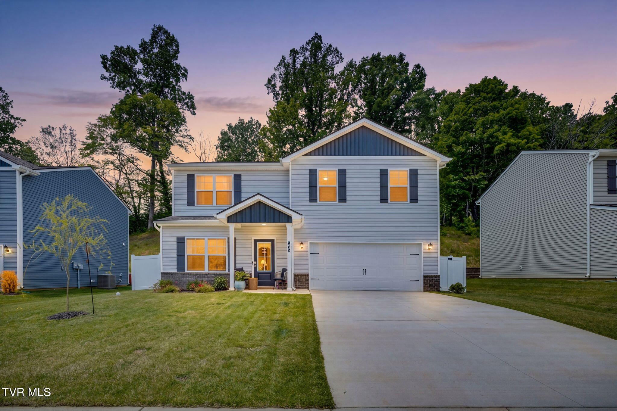 1035 Tomahawk Terrace — photo