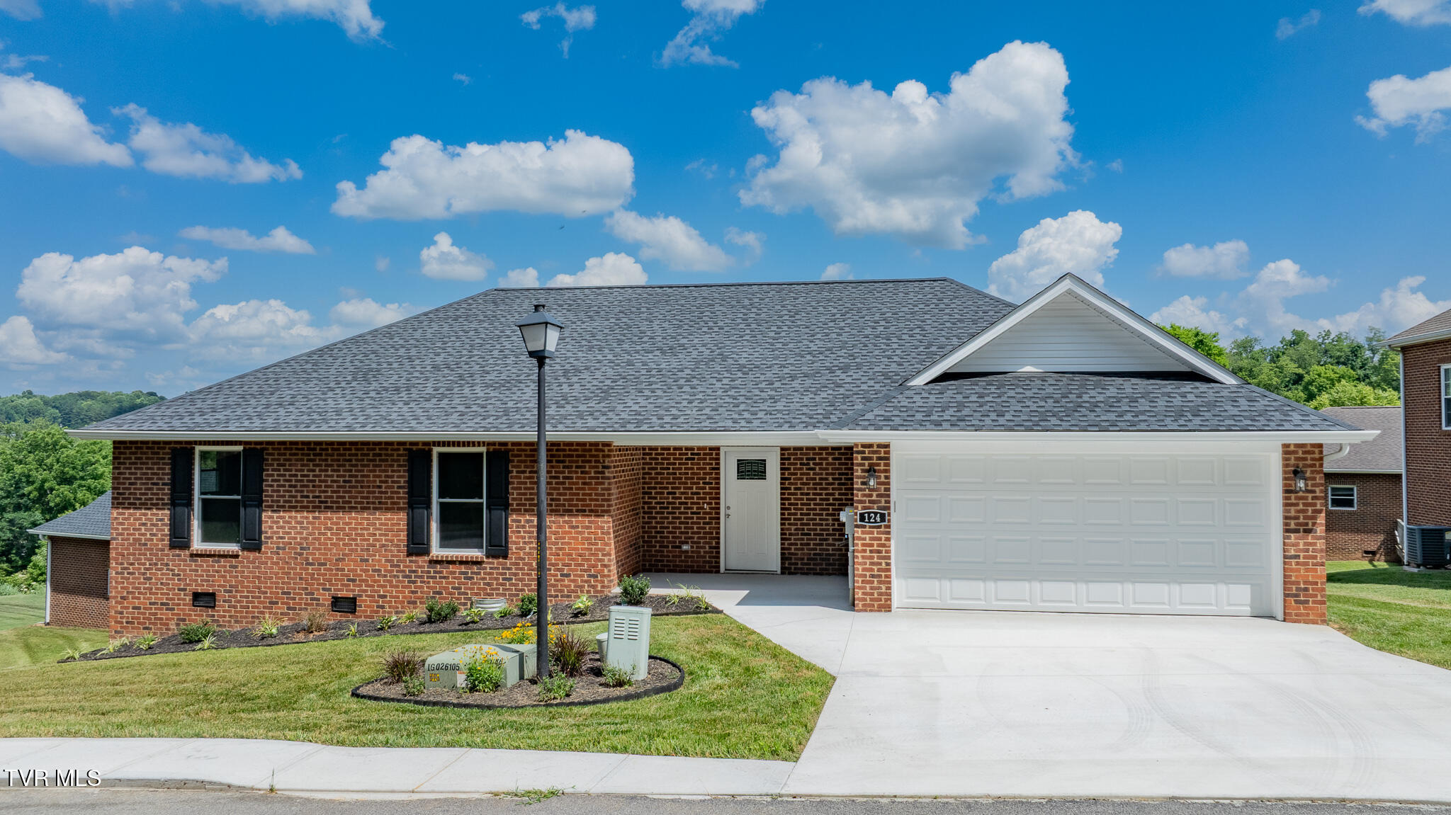 124 Keeneland Circle — photo