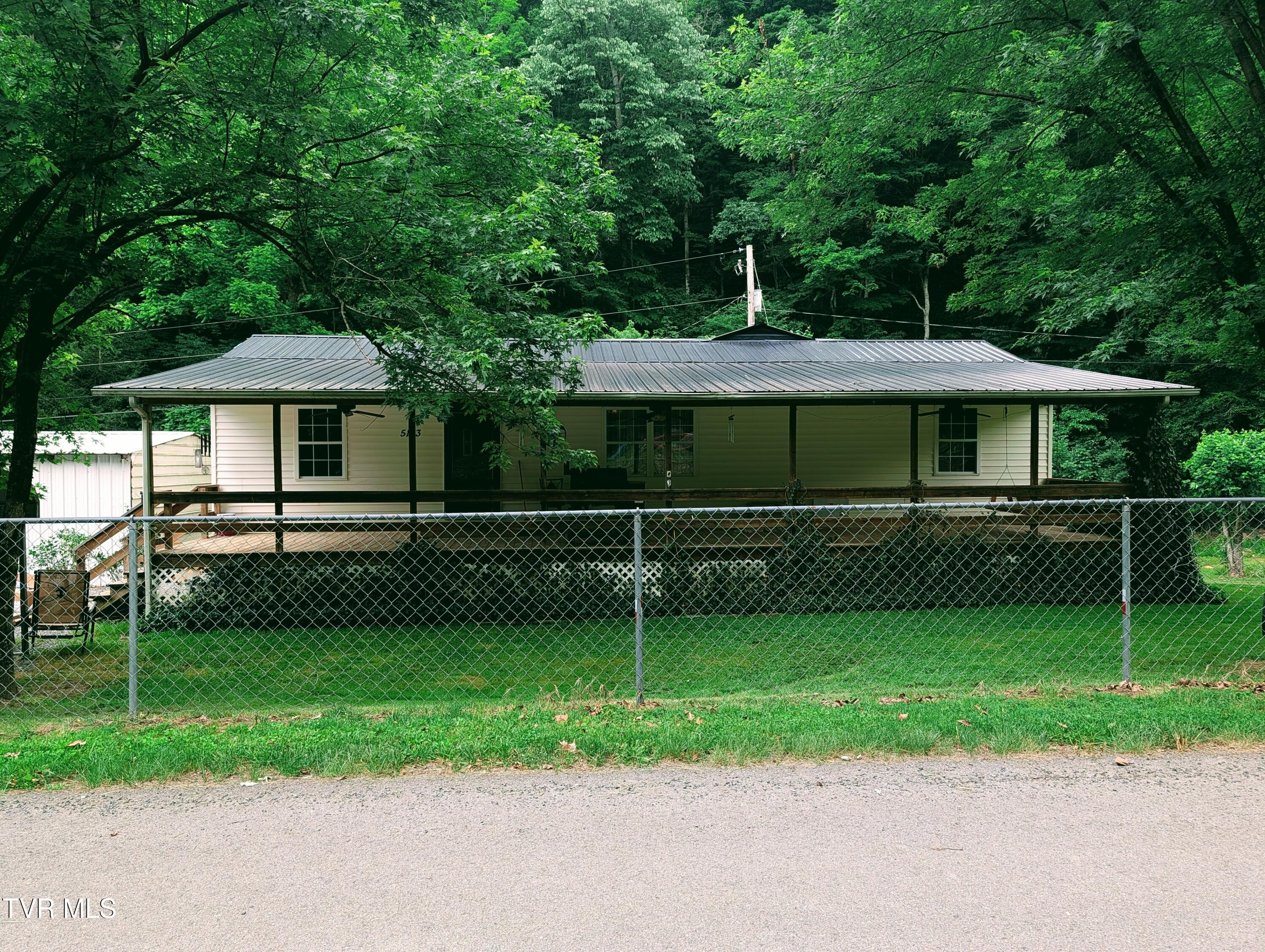 5173 Indian Creek Road — photo