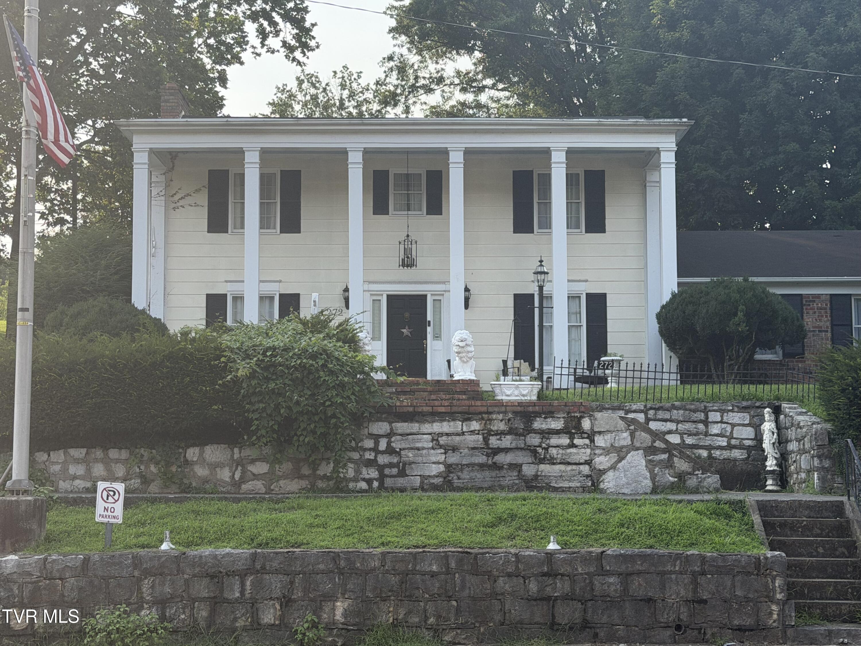 272 West Jackson Street — photo
