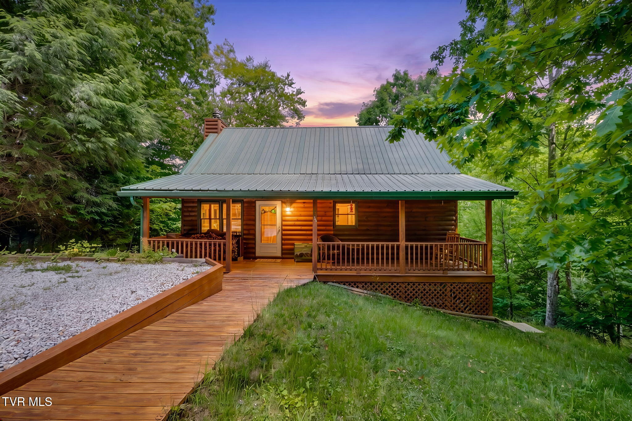 104 Maple Brook Lane — photo