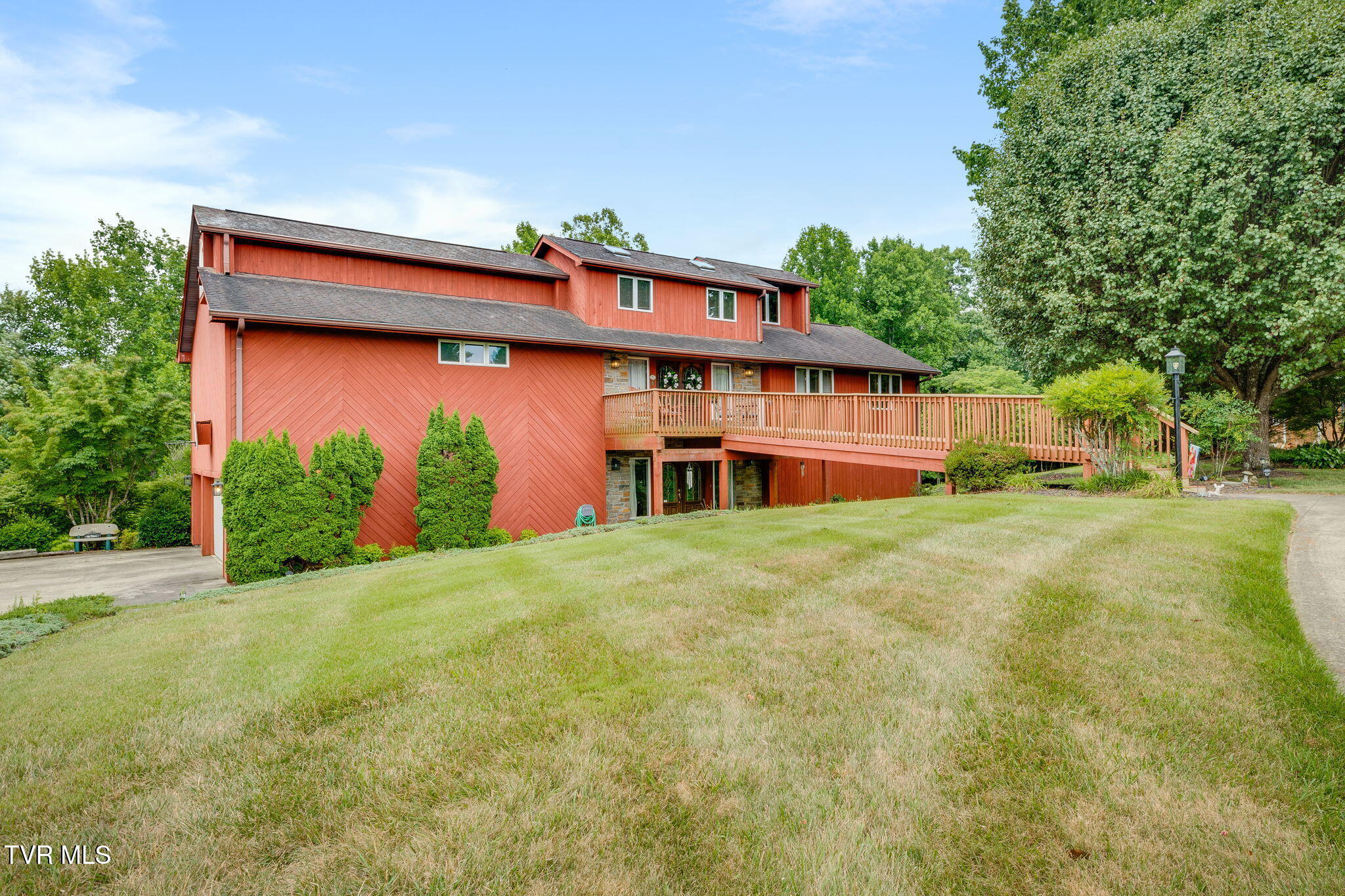 815 Quail Ridge Court — photo