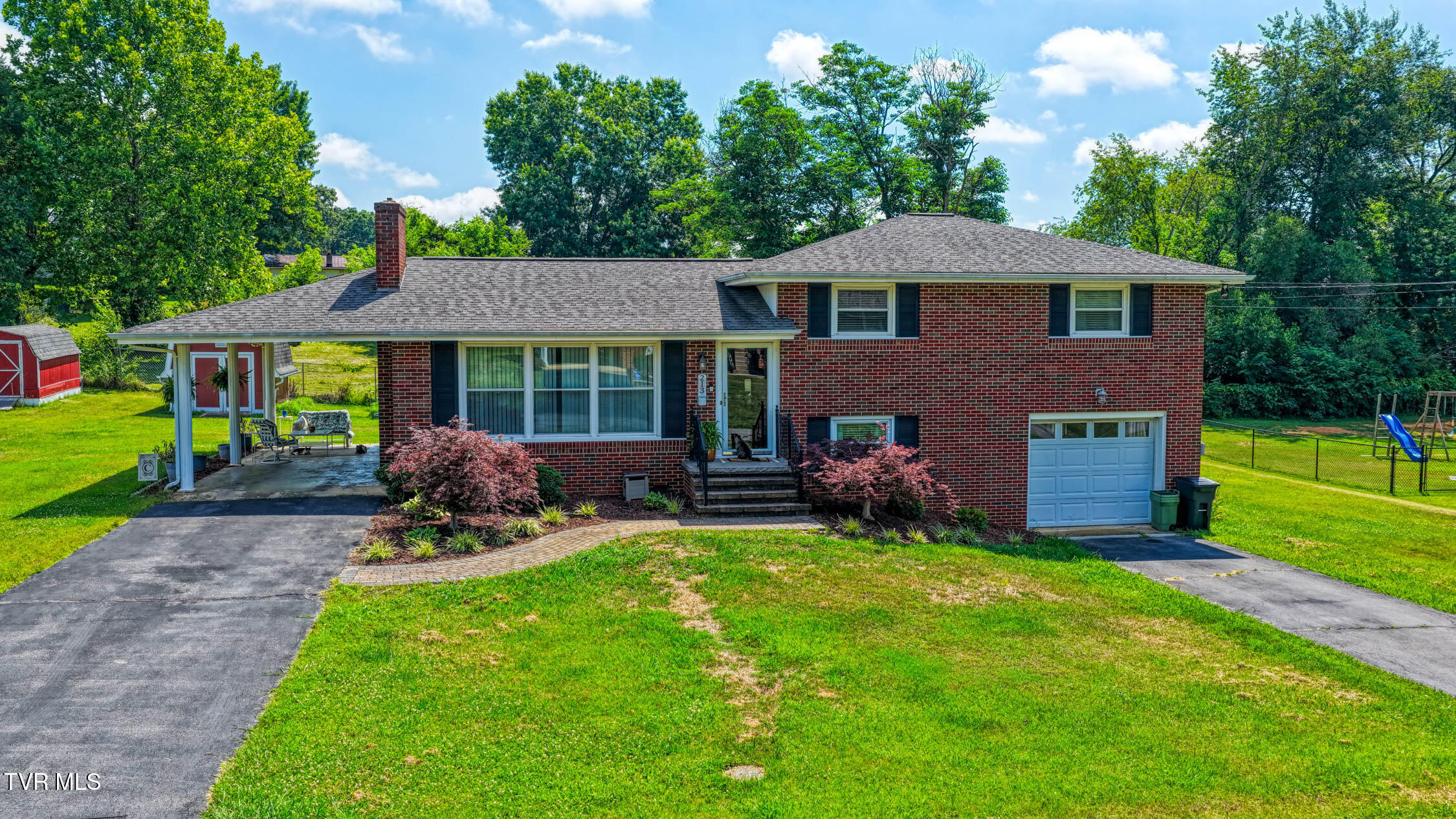 213 Darlington Drive — photo