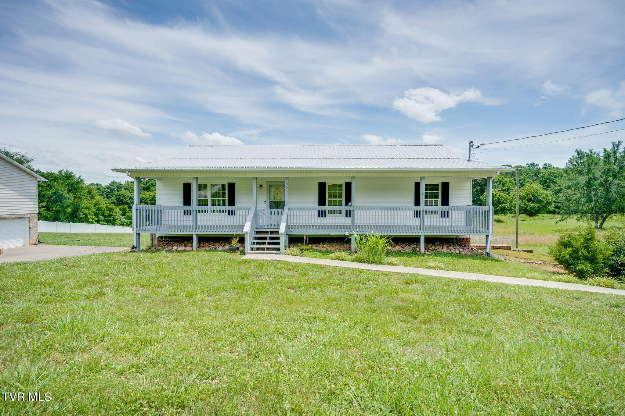 305 Old Stage Road — photo