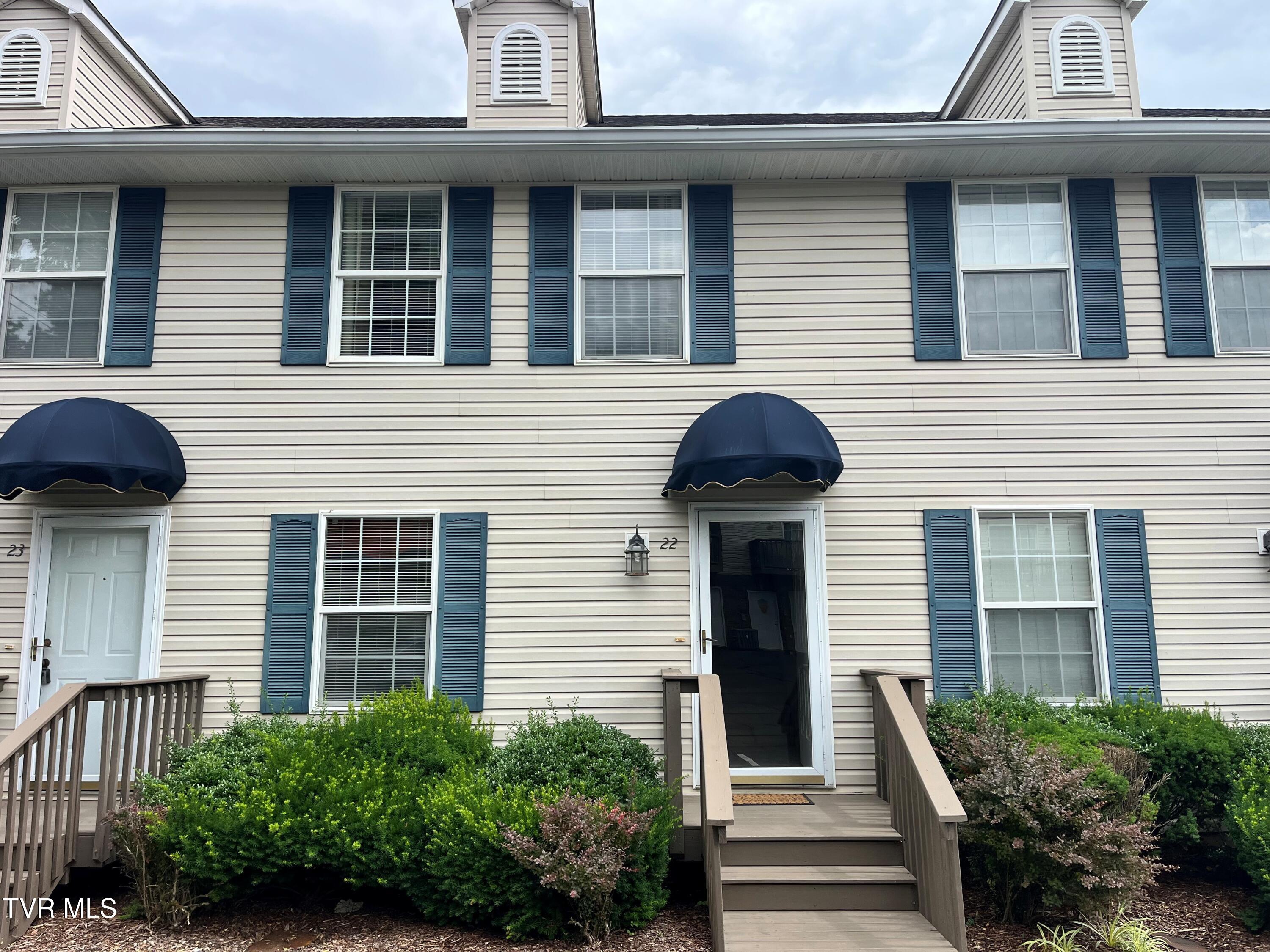 22 Pepper Ridge Court 22 — photo