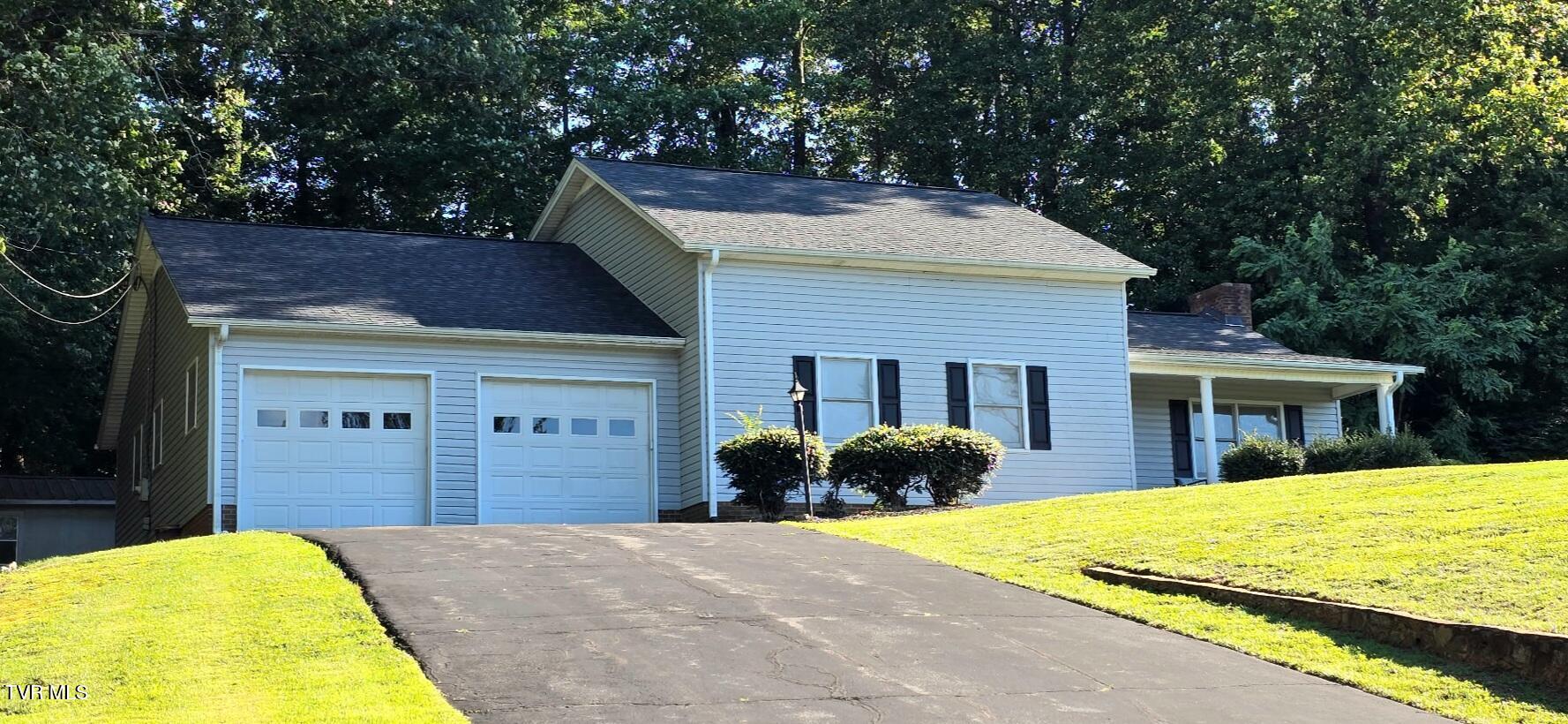 149 Sherwood Circle — photo