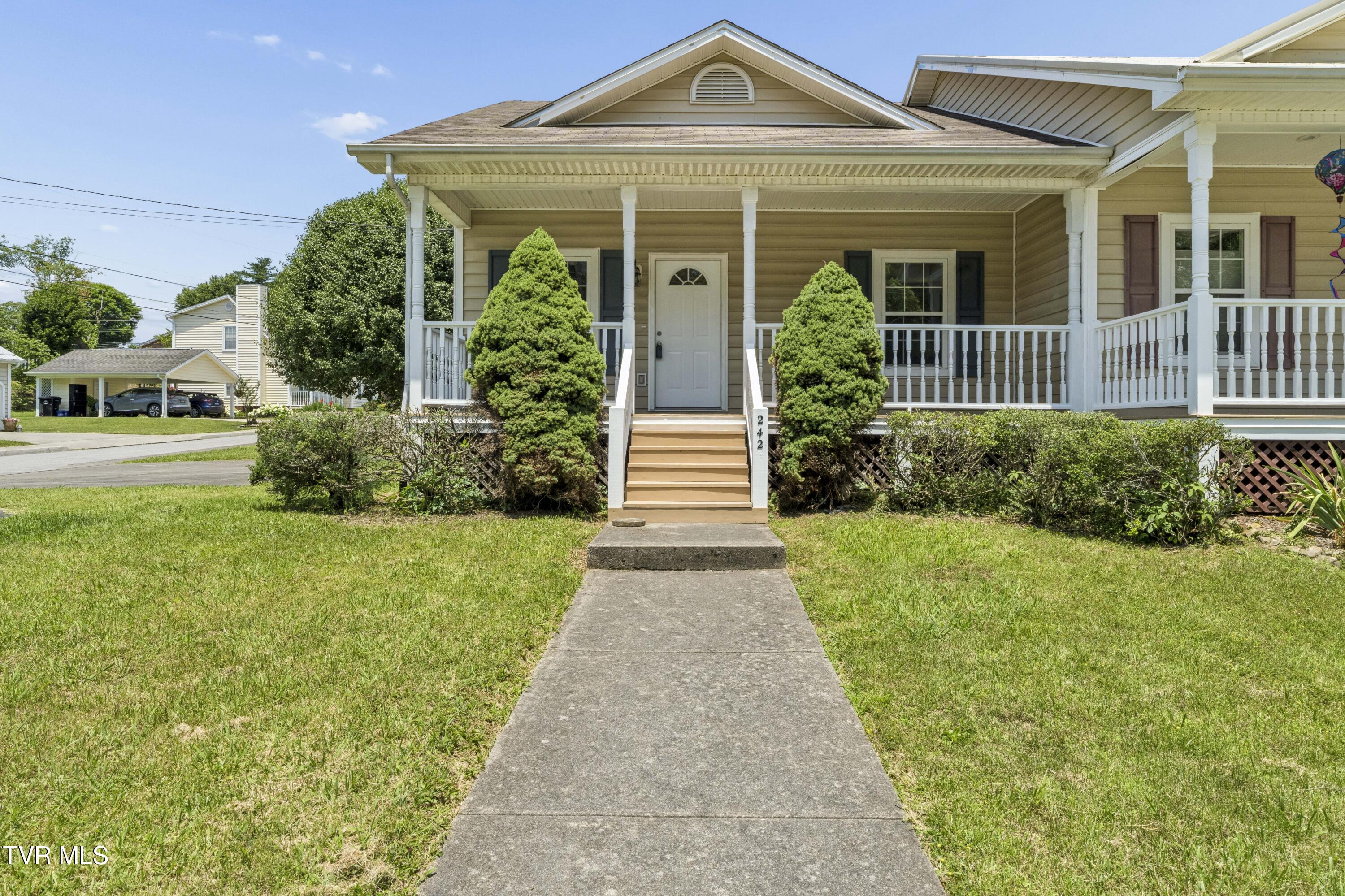 242 Main St Village Drive — photo