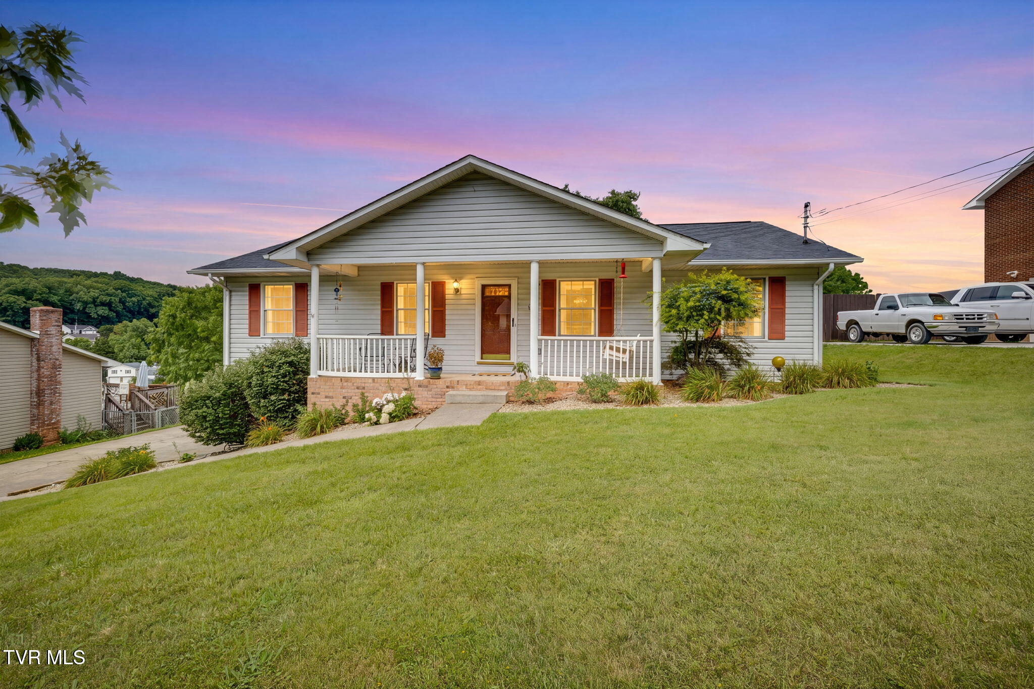 130 Valley Crest Drive — photo