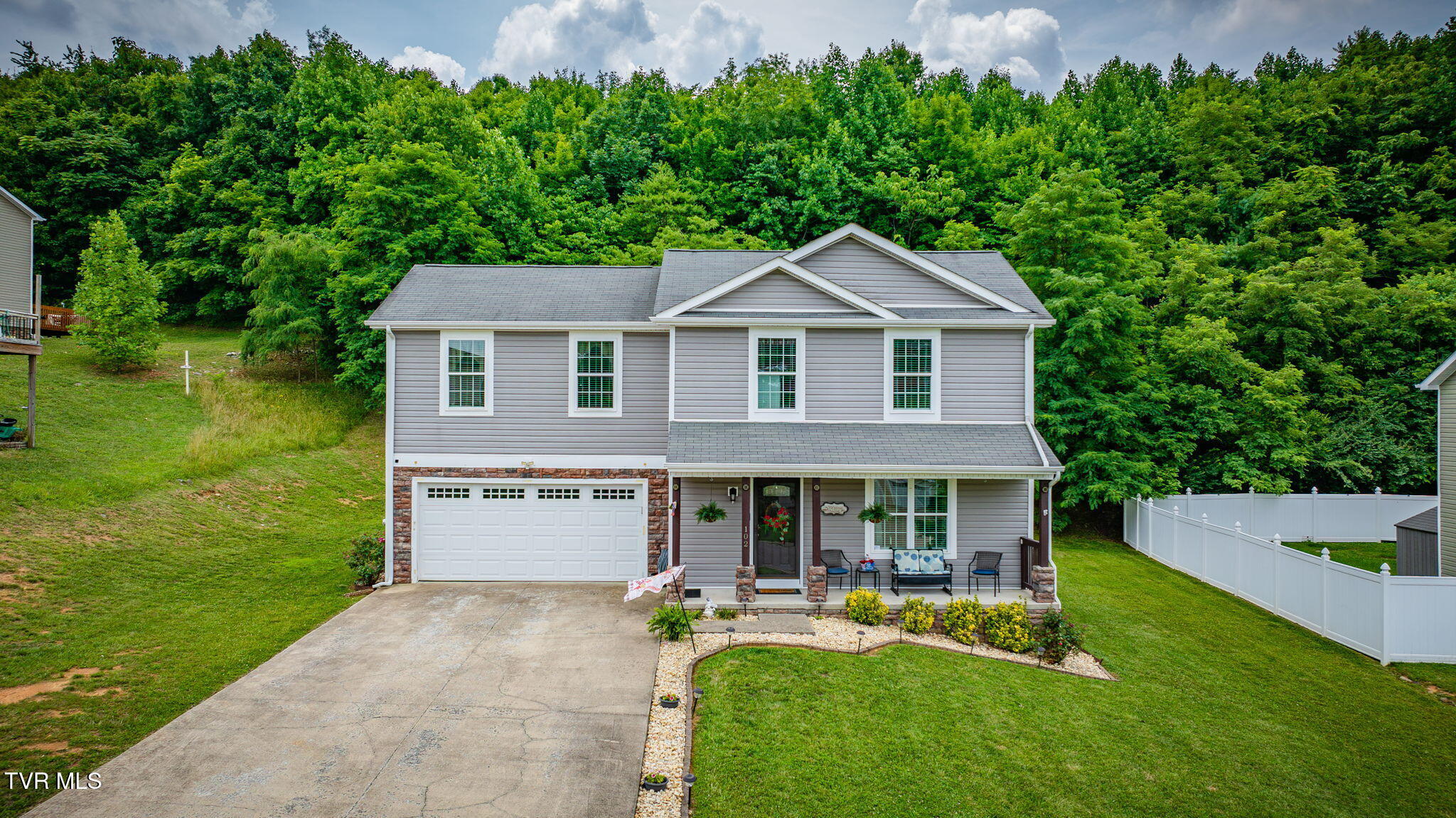 102 Carmack Drive — photo