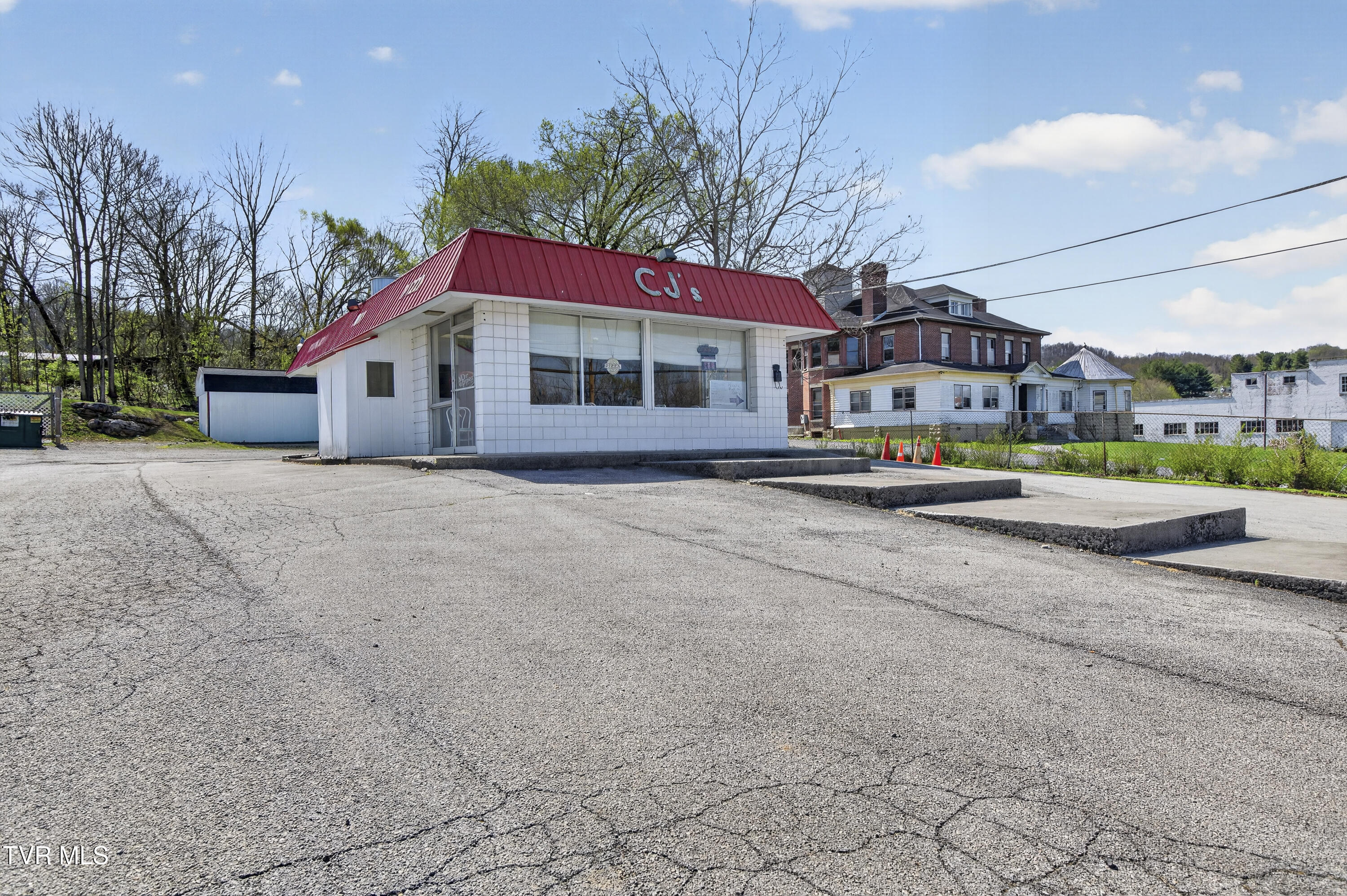 534 South Main Street — photo