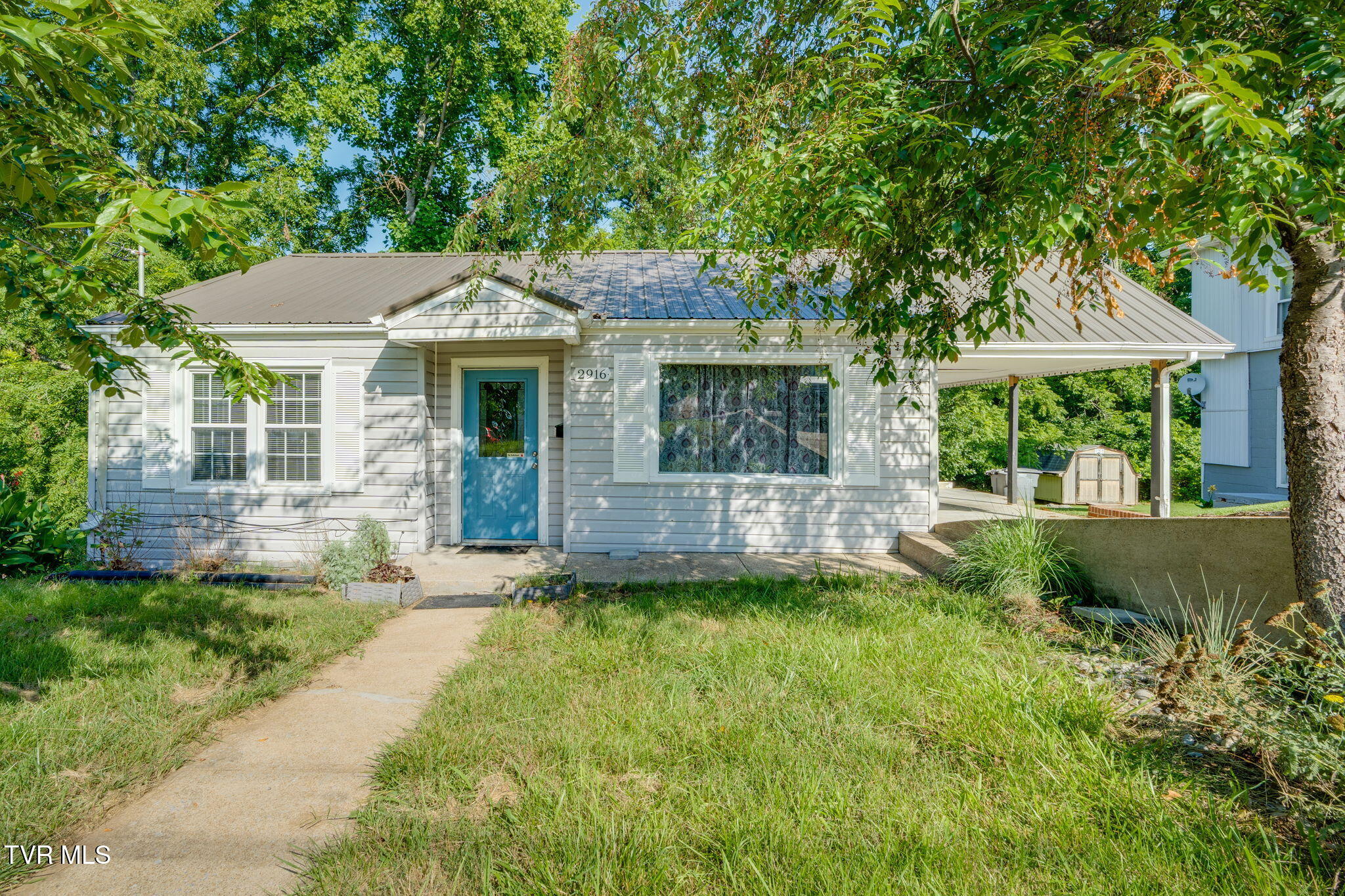 2916 Ashley Street — photo
