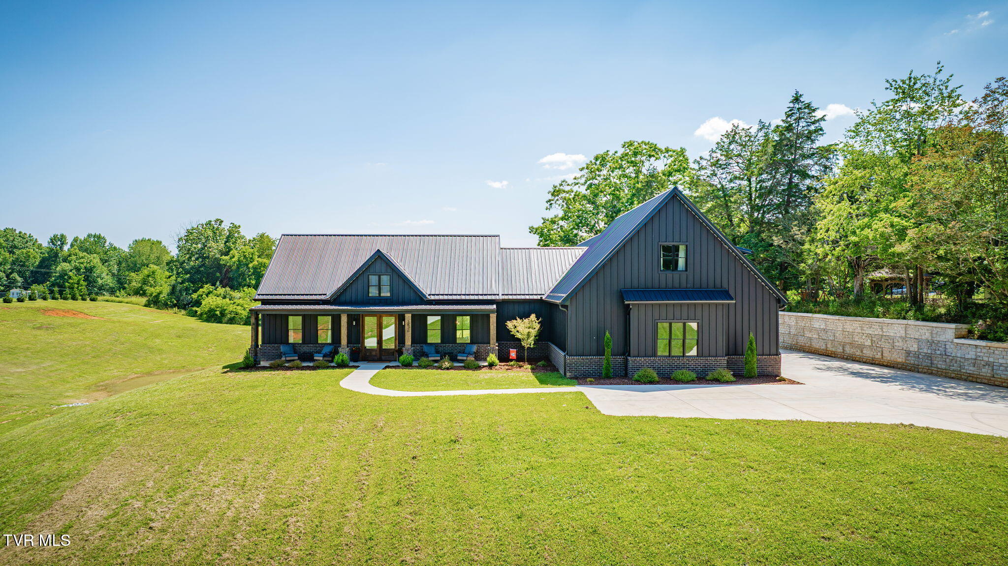 3826 Lake Valley Drive — photo