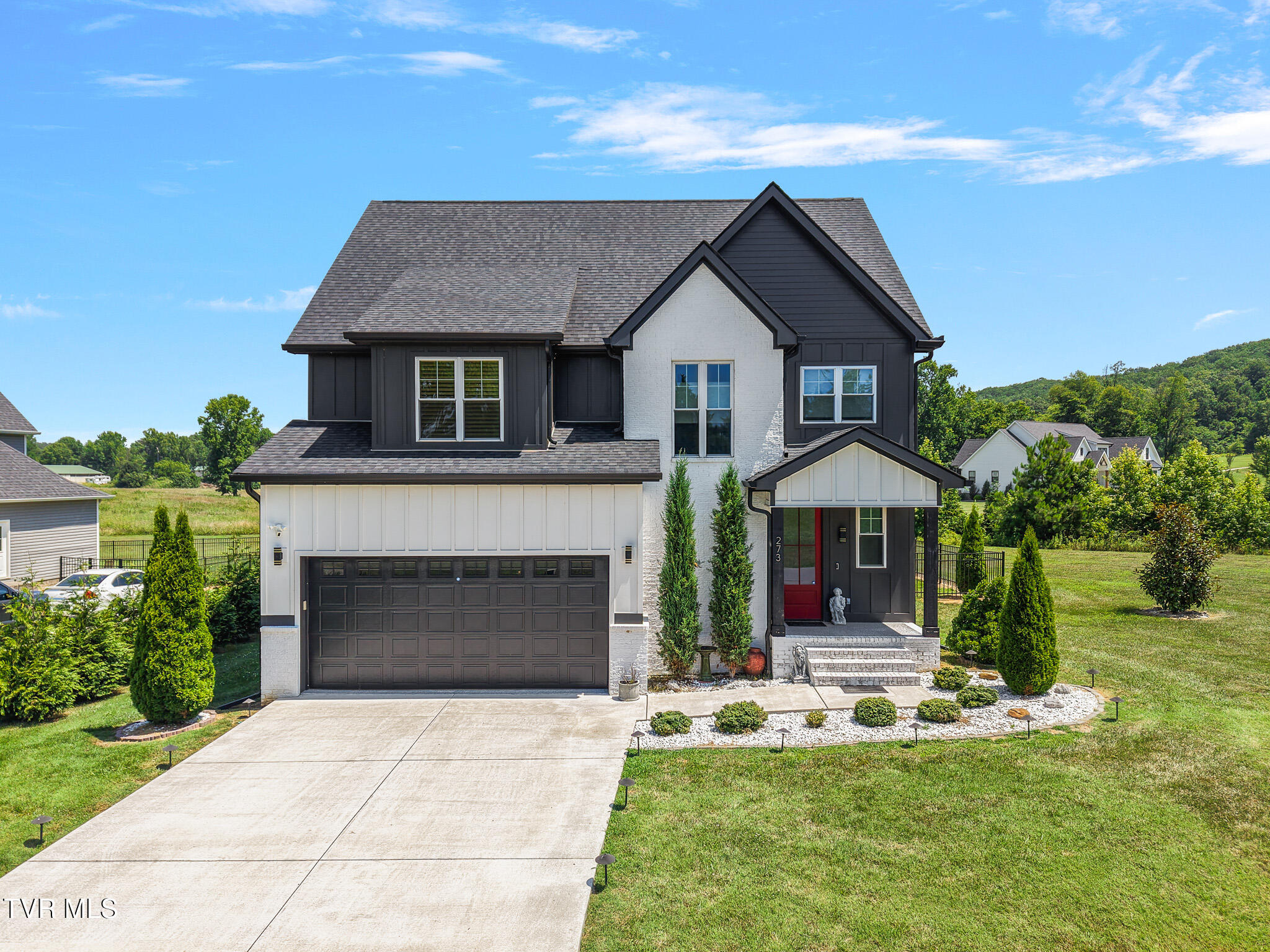 273 Southwest Autumn Wind Drive — photo