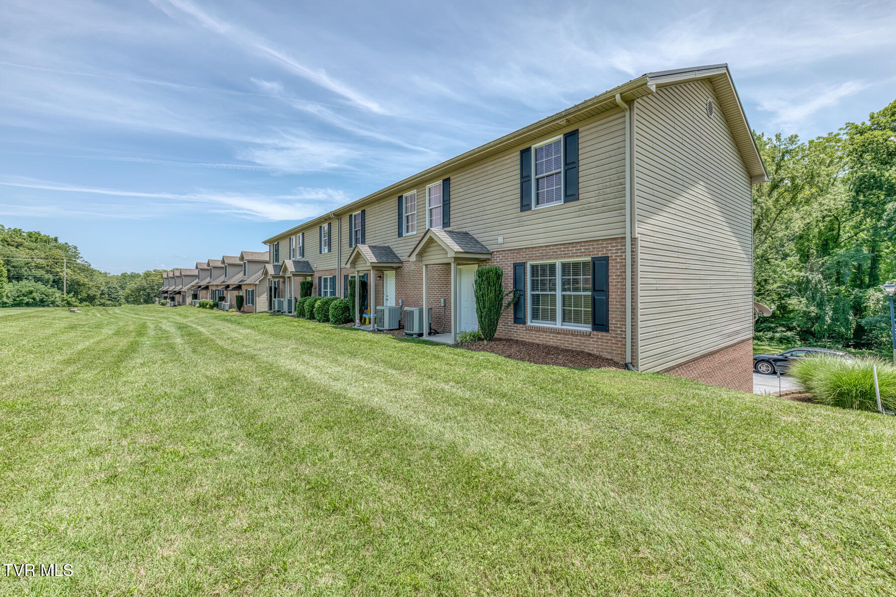 2108 Pleasant View Drive 604 — photo