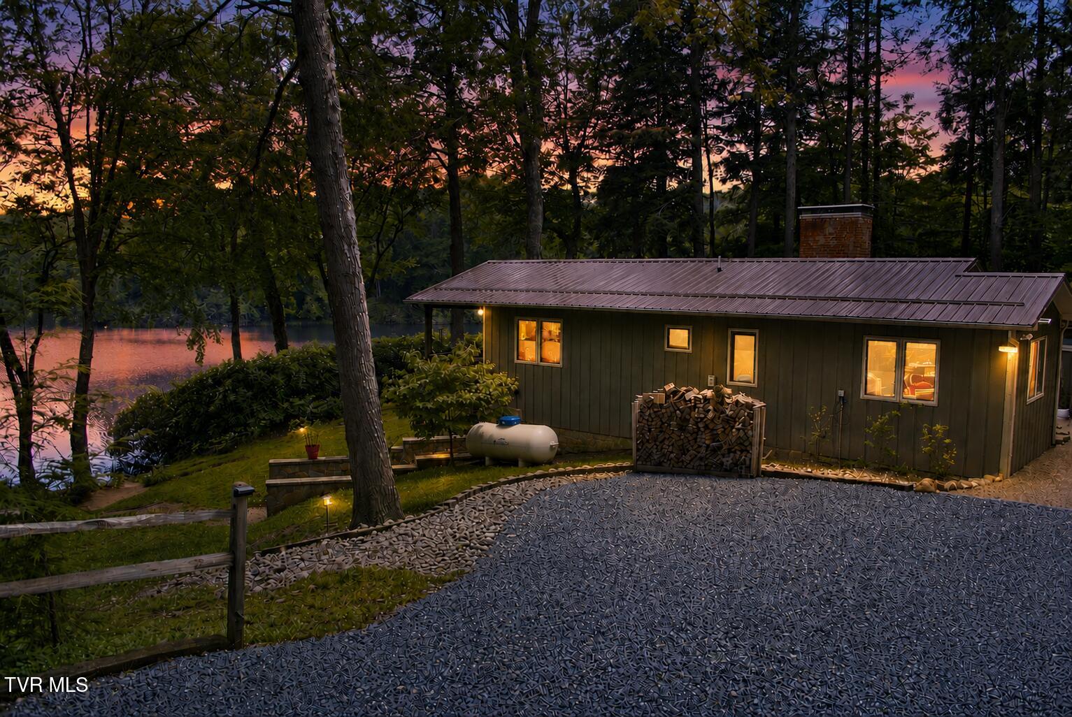 282 Ripshin Lake Road — photo