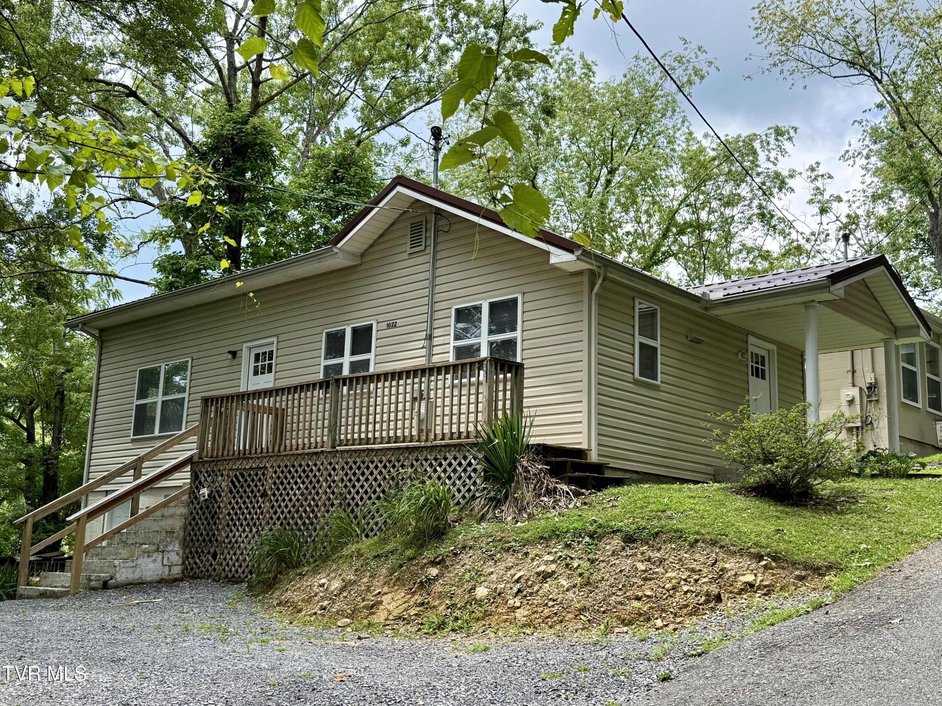 1022 Northwest Spruce Street — photo