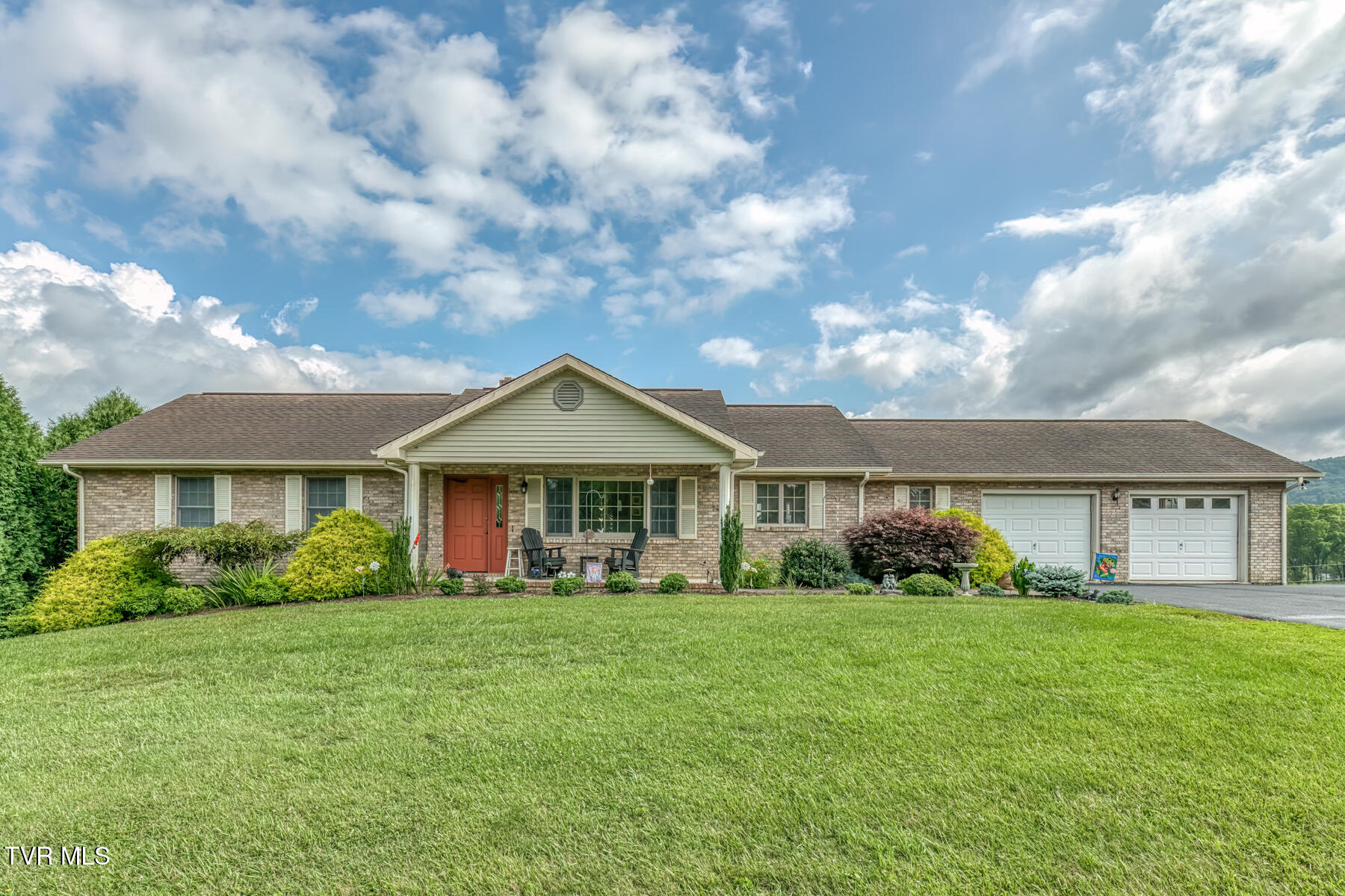 451 Highland Acres — photo