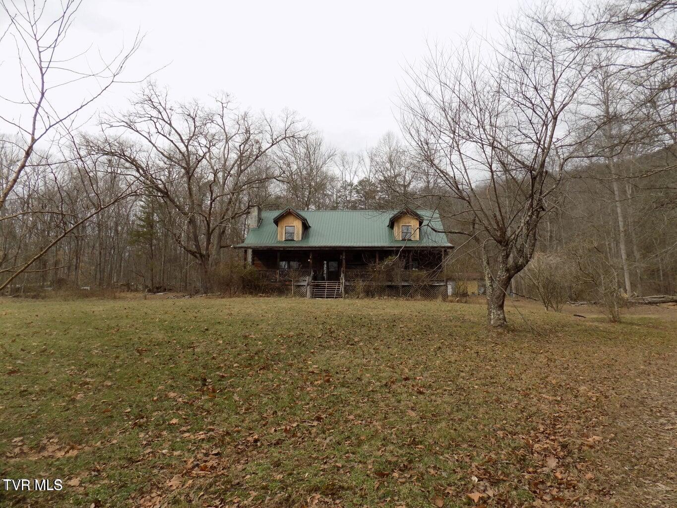 185 Lovin Road — photo