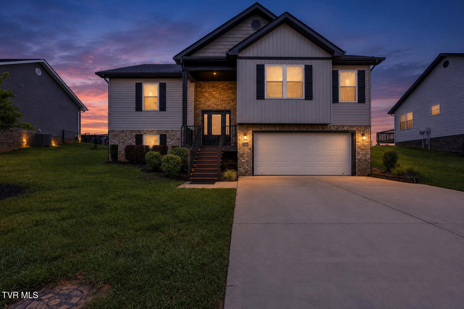 1350 Lemongrass Drive — photo