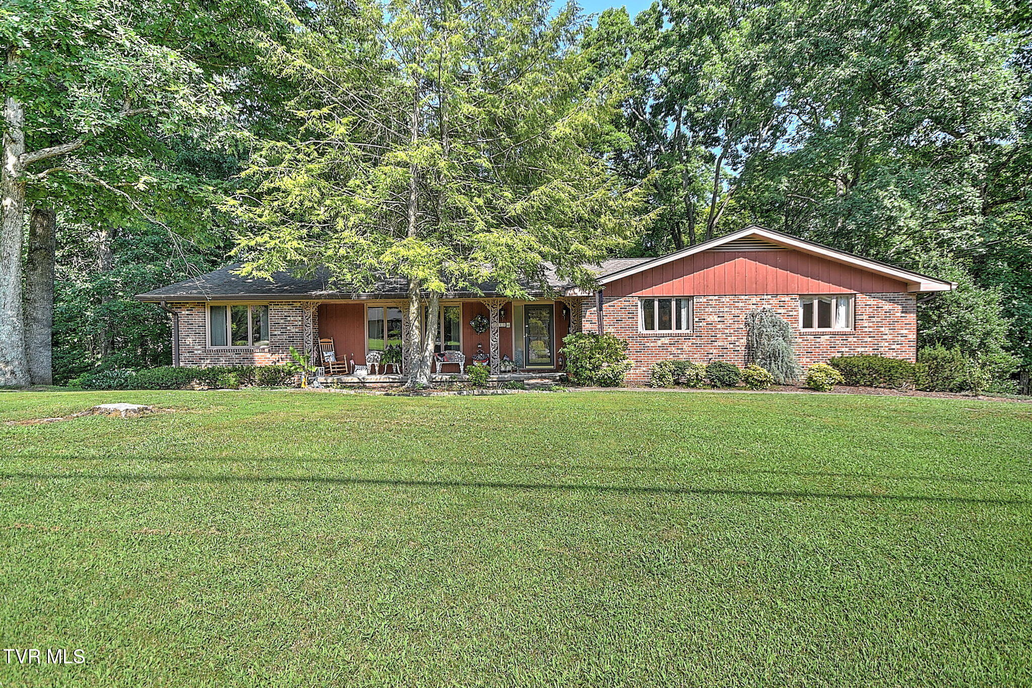 2513 Essex Drive — photo