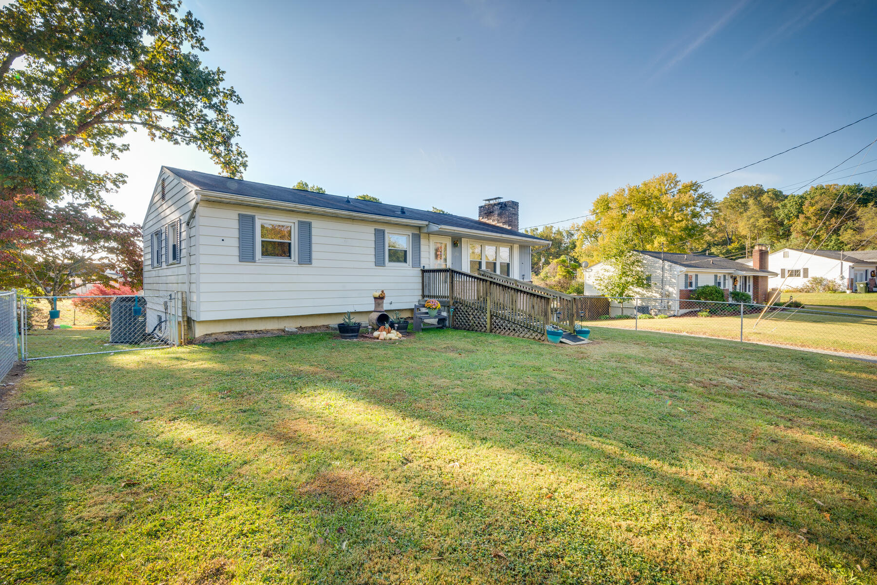 2104 Osborne Street — photo