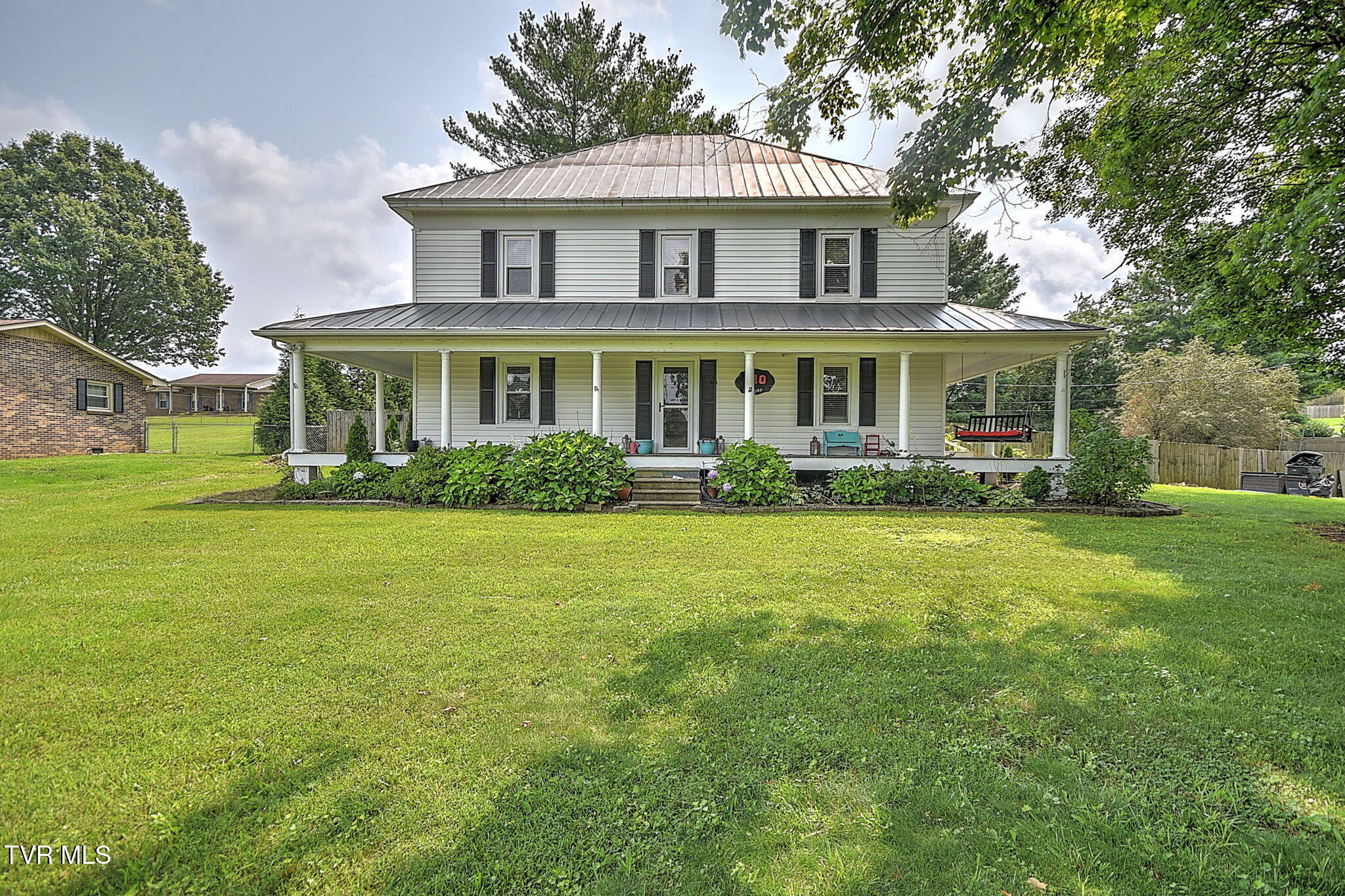 310 Hugh Cox Road — photo