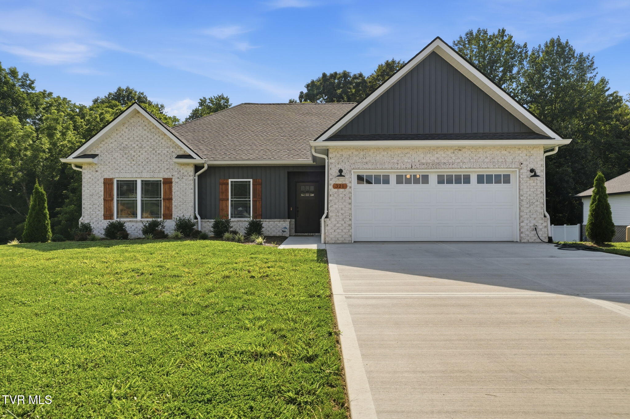 321 Azure Landing — photo