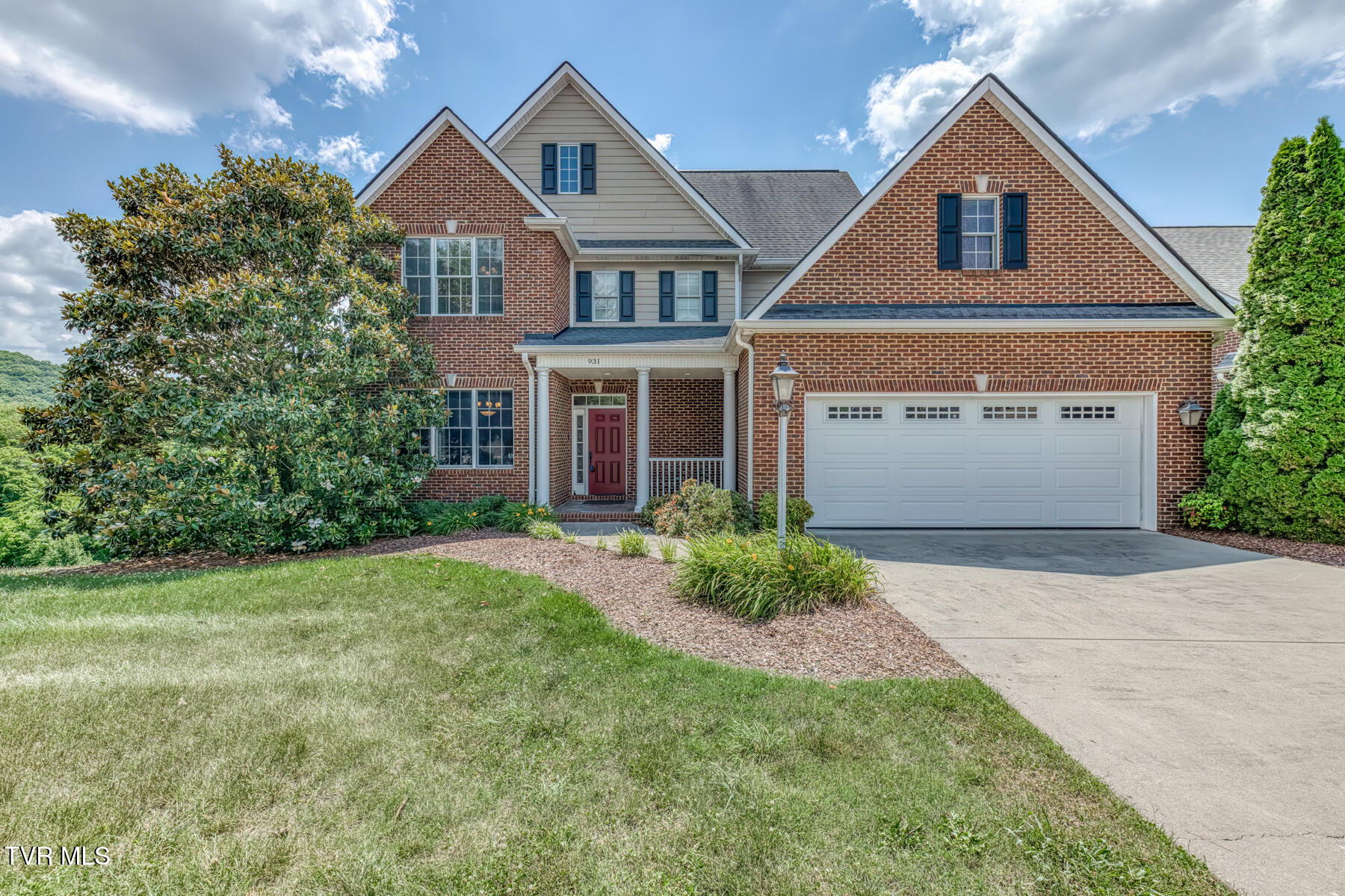 931 Shadyside Drive — photo