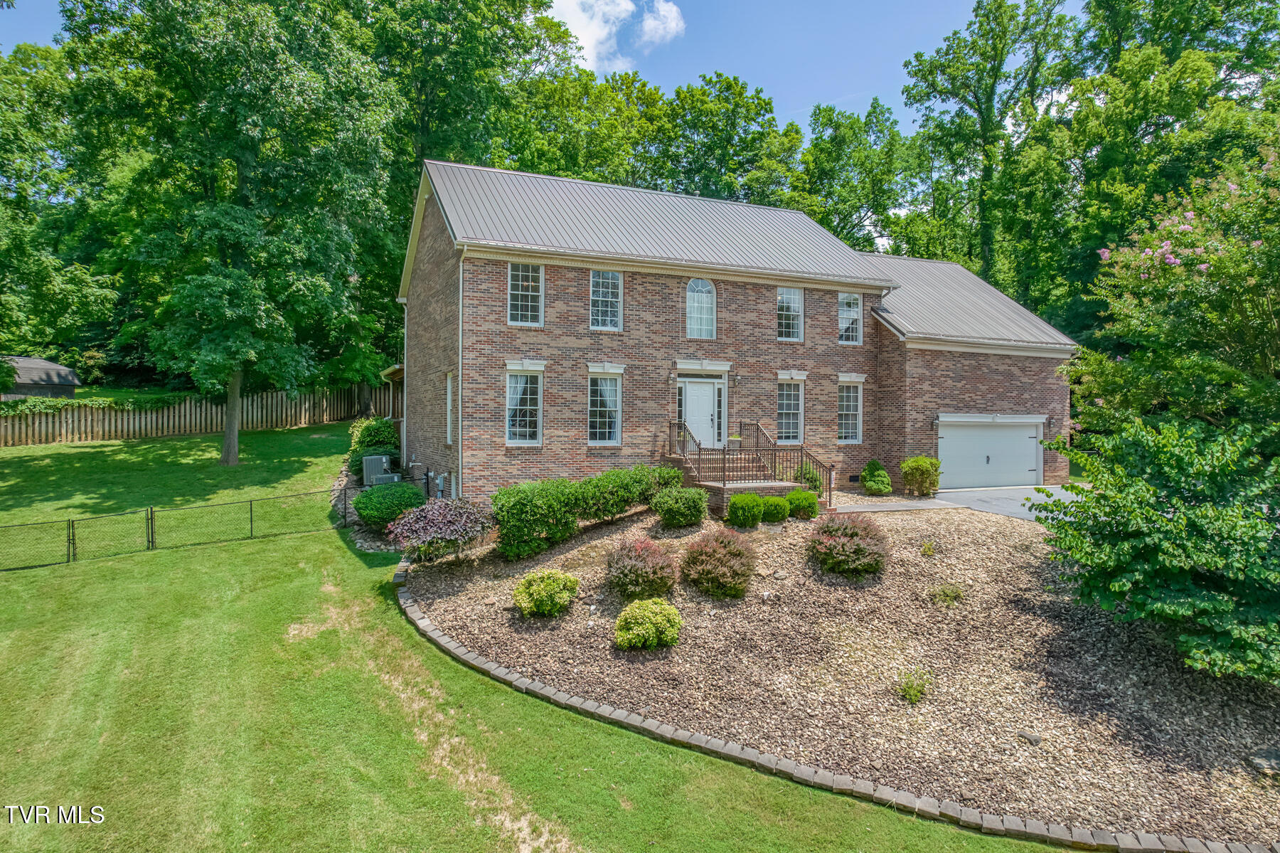 260 Willmary Road — photo