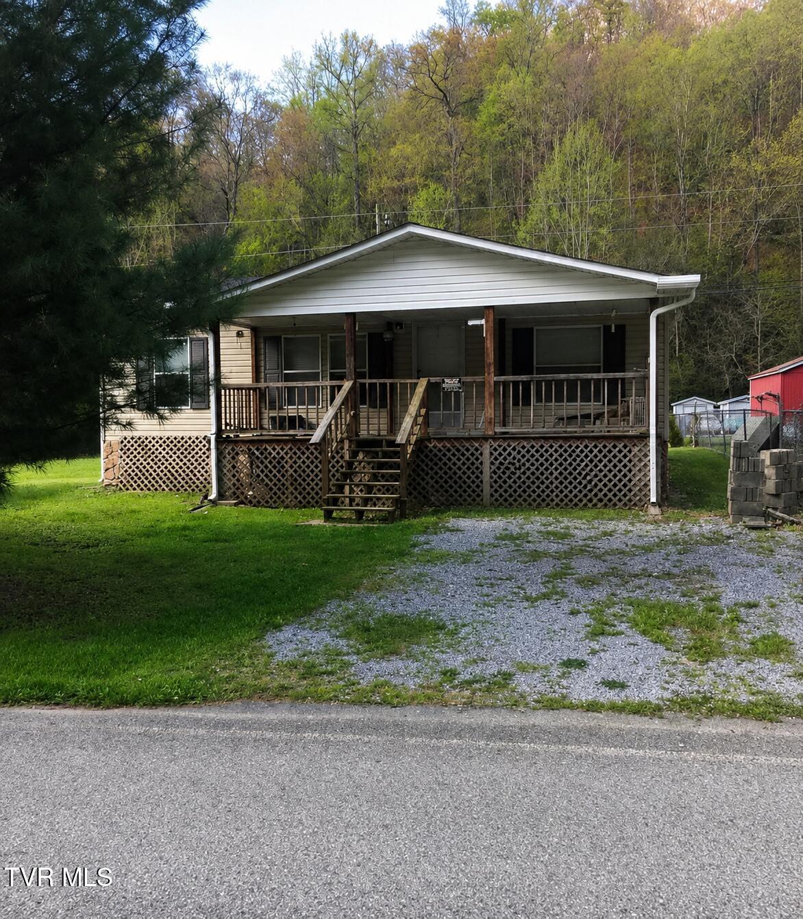 6047 Dunbar Road — photo
