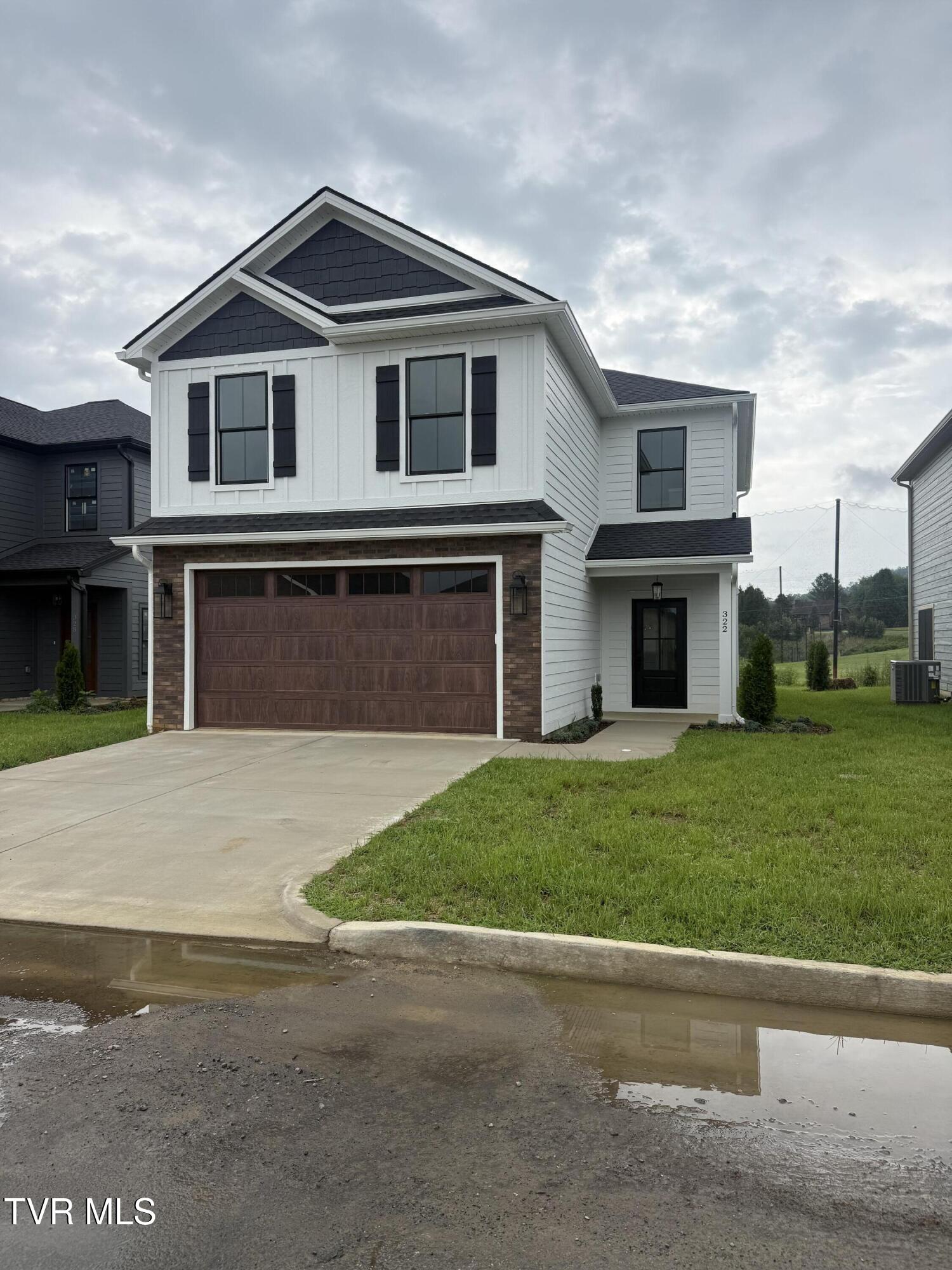 322 Monroe Drive — photo
