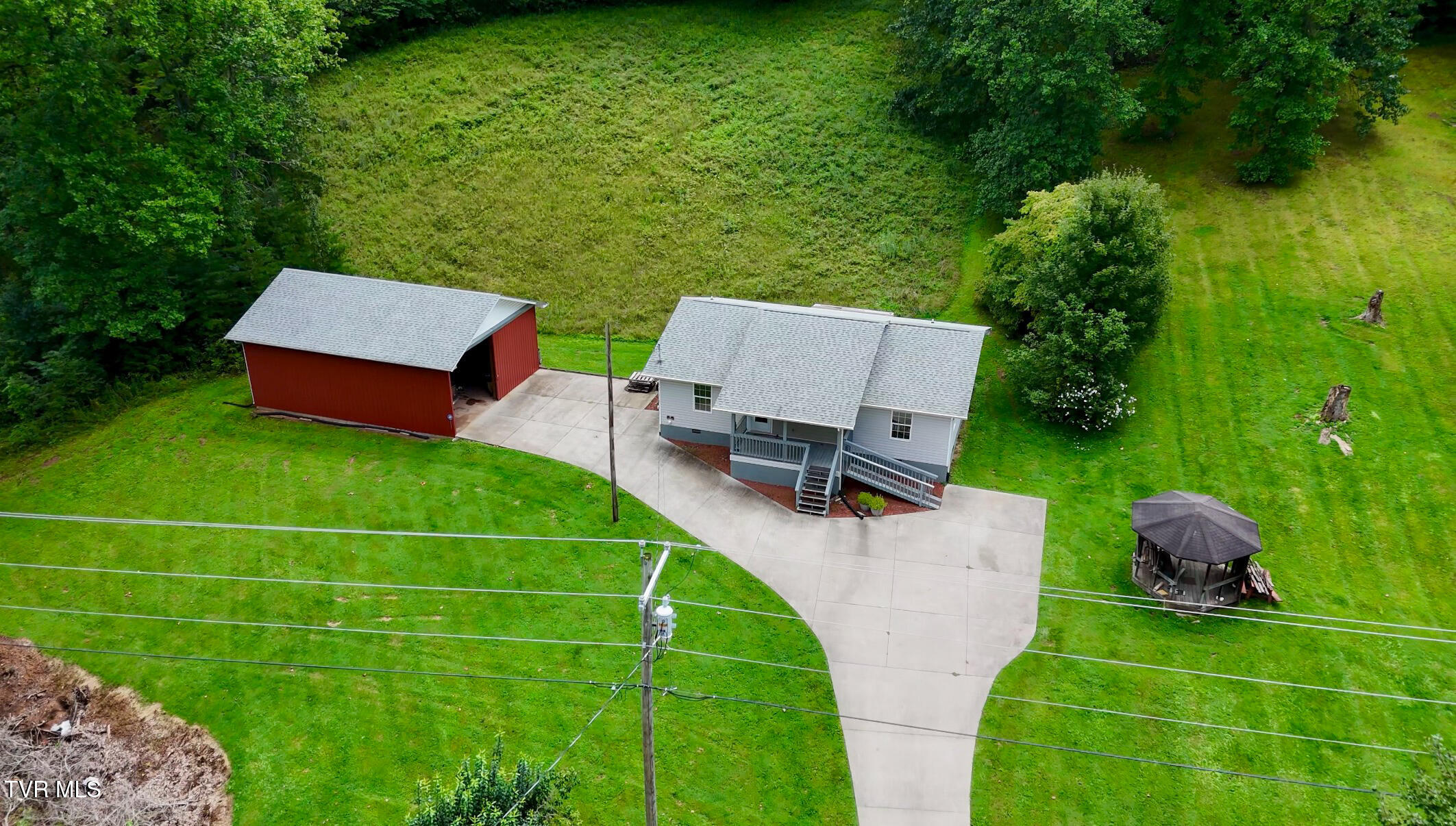 379 Minton Hollow Road — photo