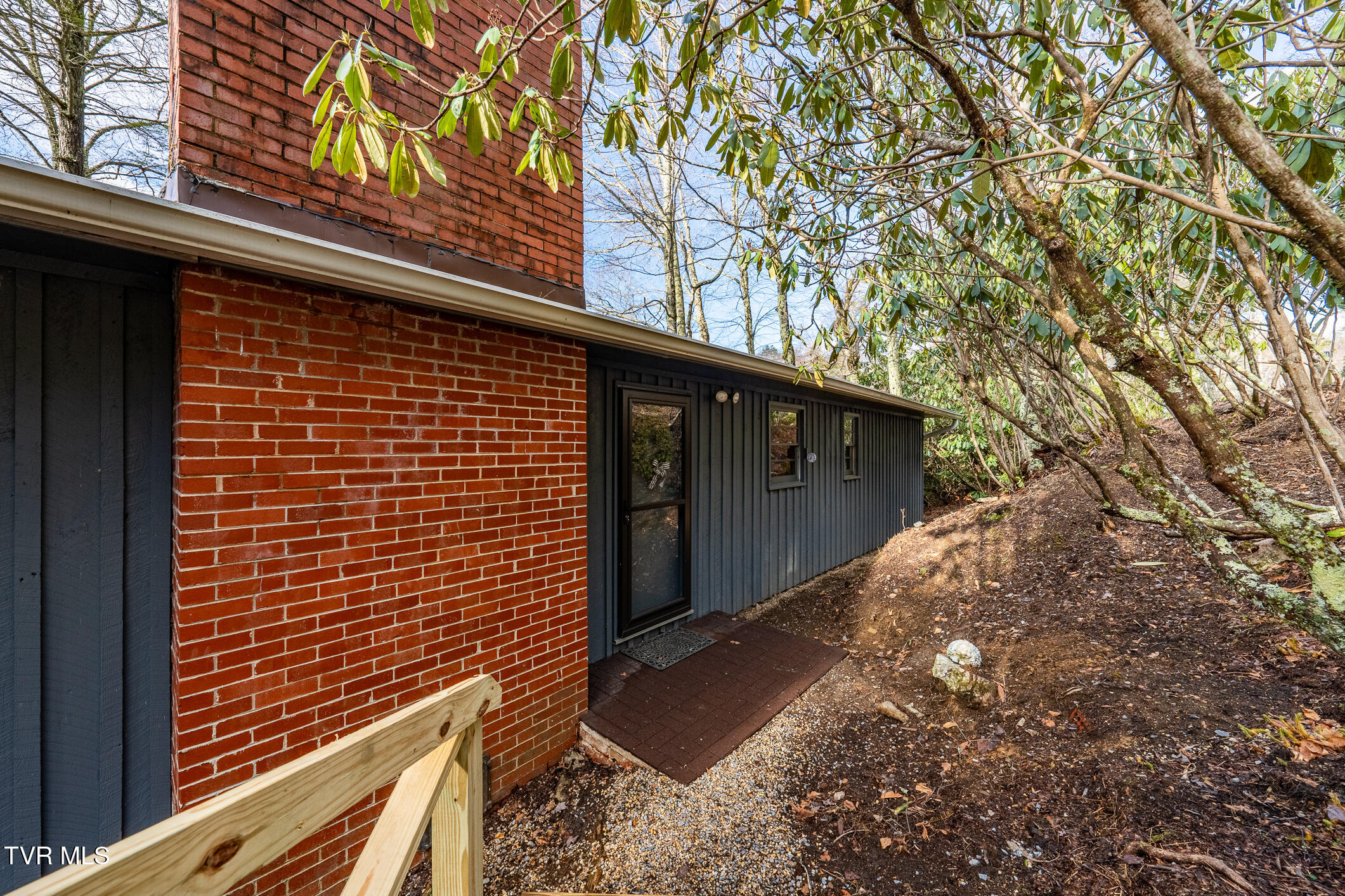 144 Ripshin Lake Road — photo